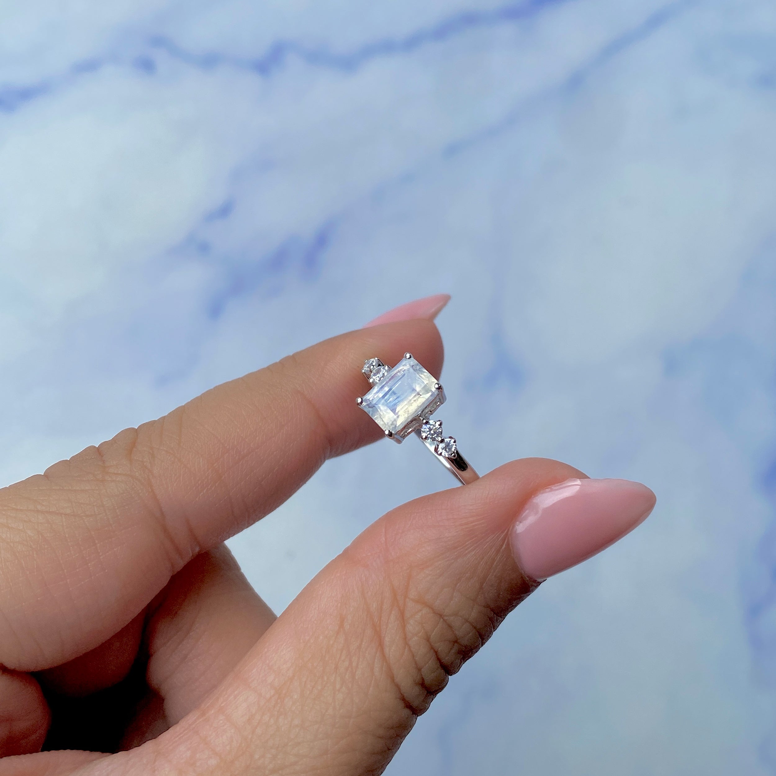 Moonstone Ring-(RBM-SR-2187.)