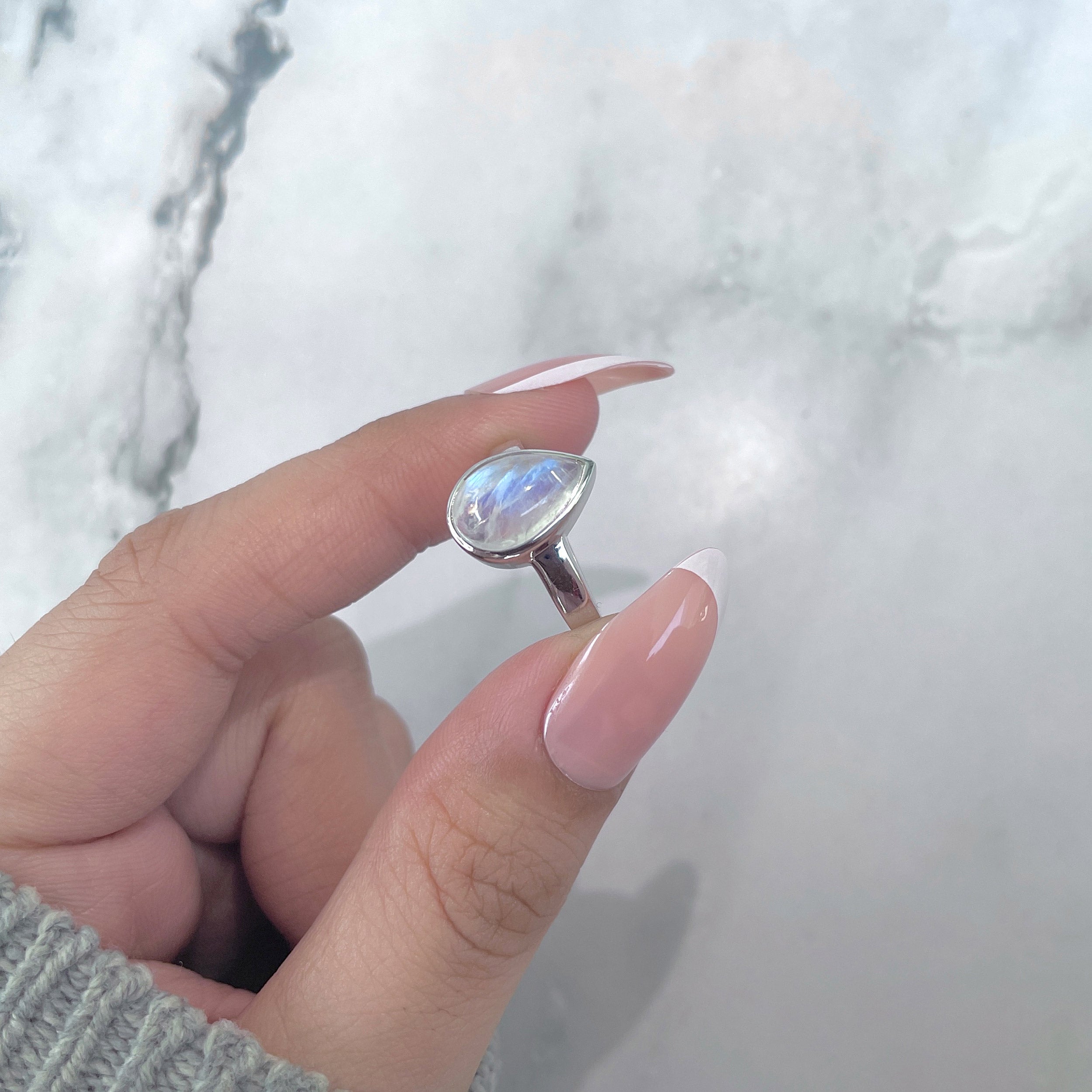 Moonstone Ring-(RBM-SR-2362.)