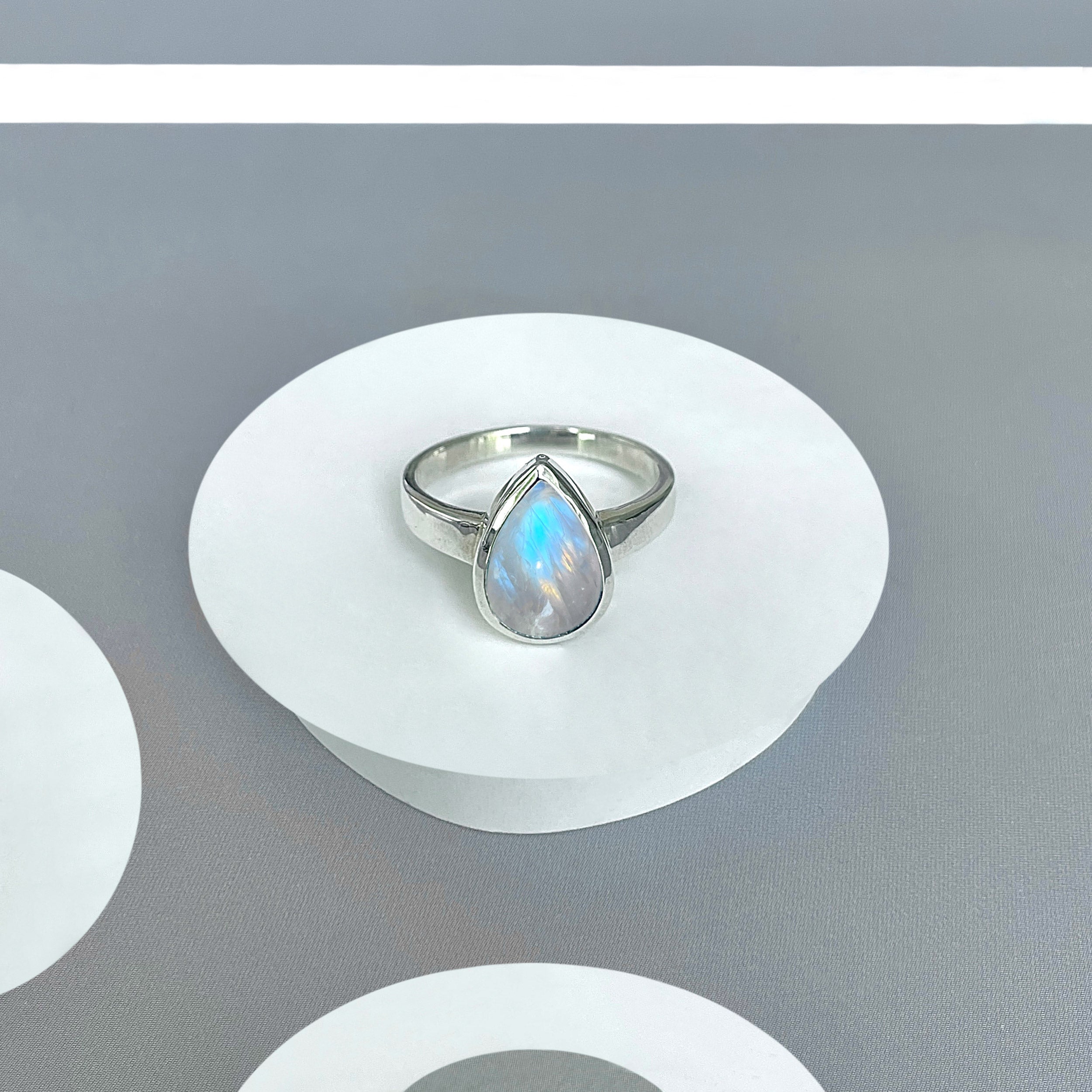 Moonstone Ring-(RBM-SR-2362.)