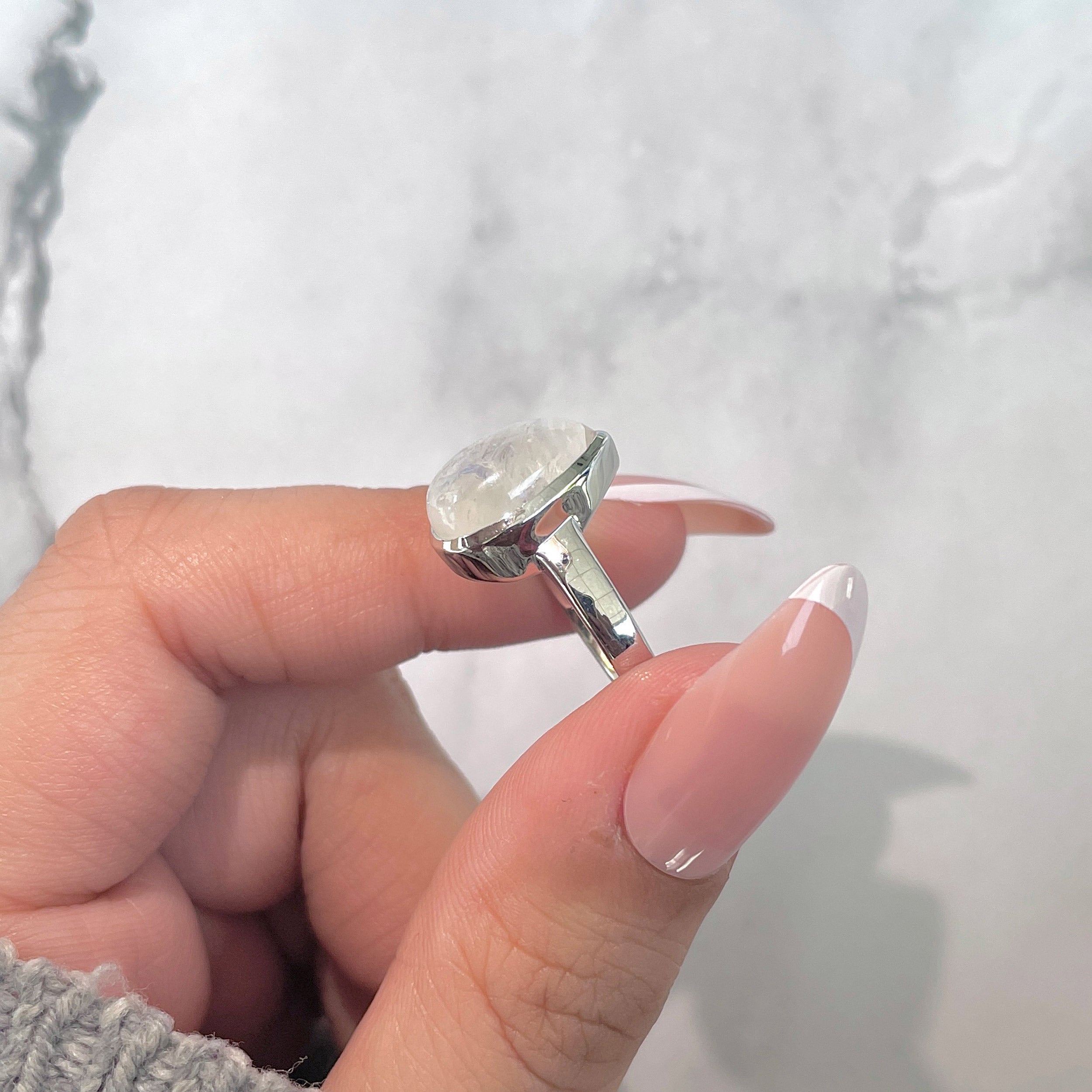 Moonstone Ring-(RBM-SR-2366.)