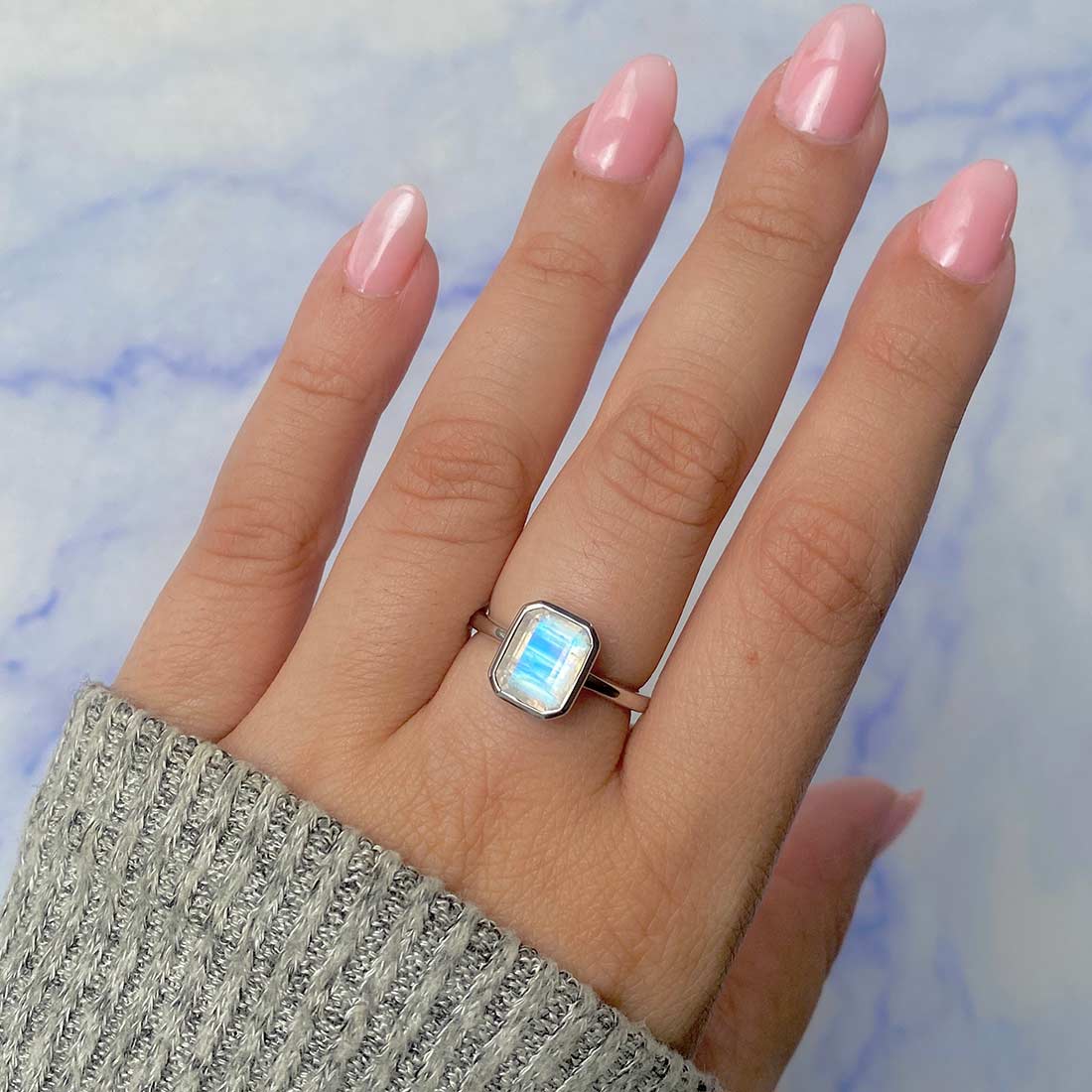 Moonstone Ring-(RBM-SR-250.)