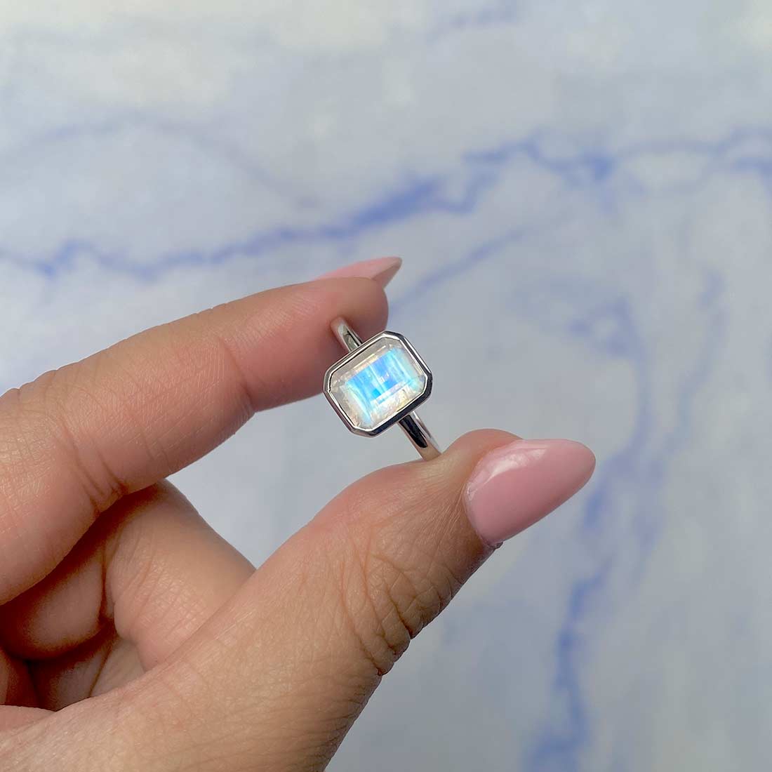 Moonstone Ring-(RBM-SR-250.)