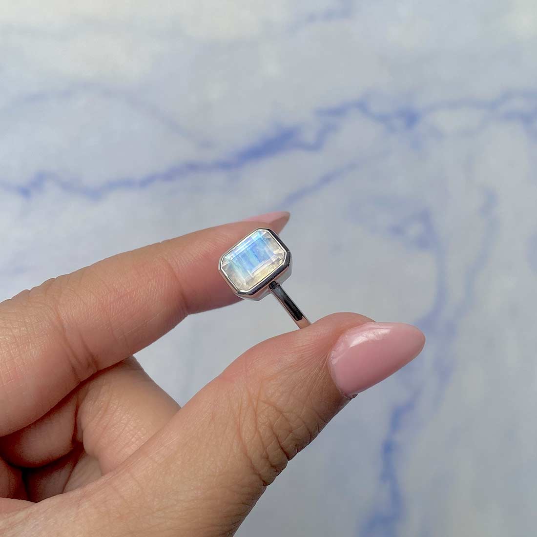 Moonstone Ring-(RBM-SR-250.)