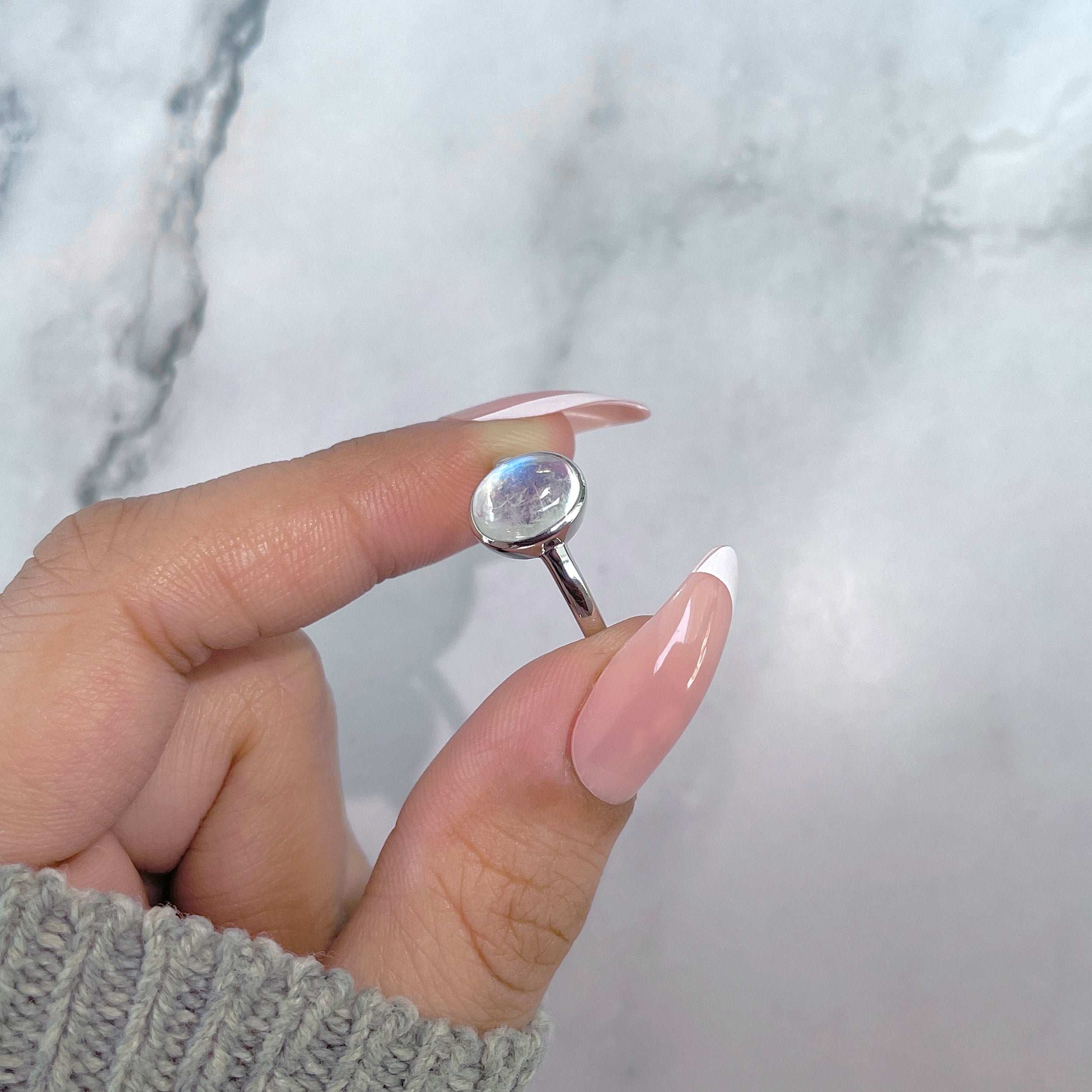 Moonstone Ring-(RBM-SR-2512.)
