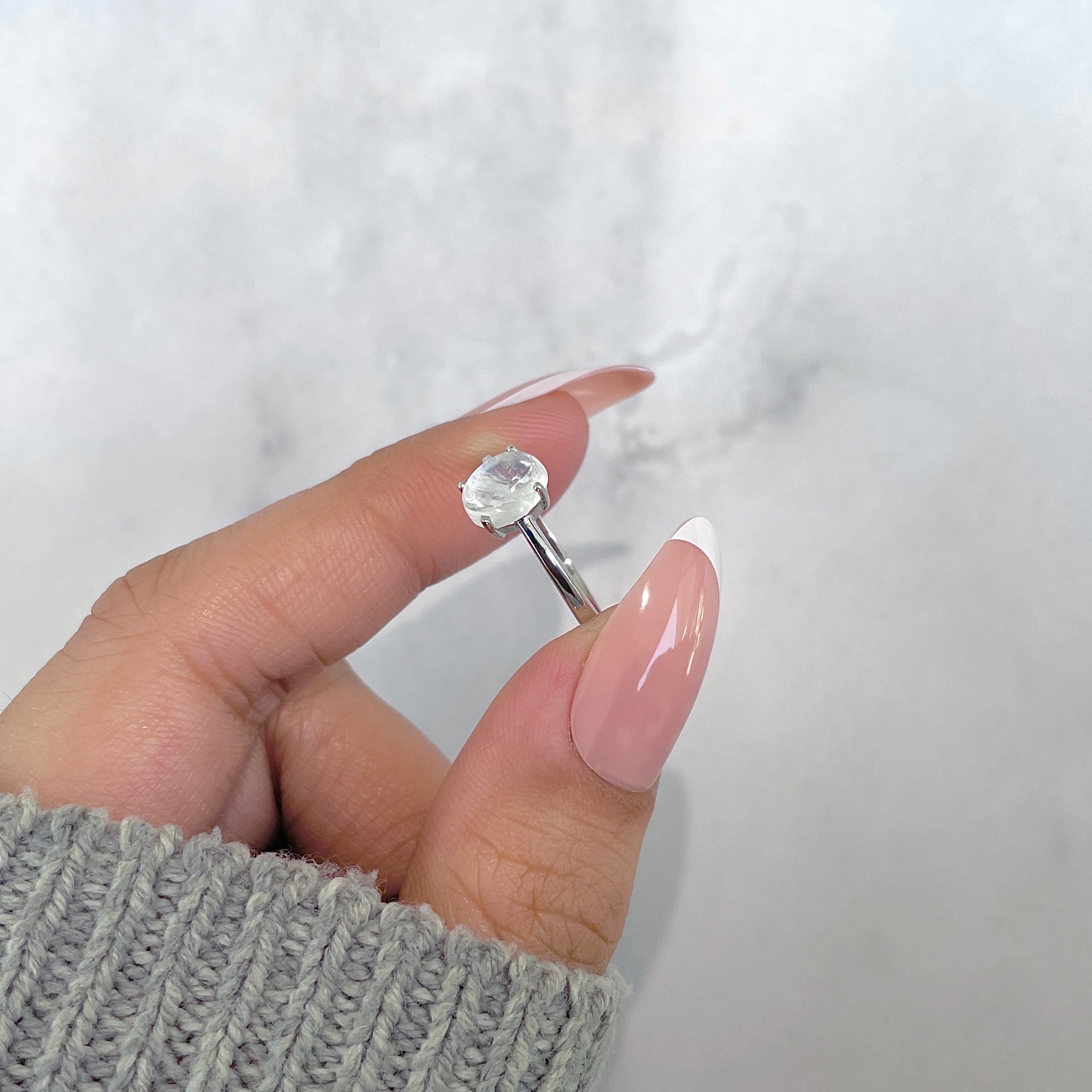 Moonstone Ring-(RBM-SR-2515.)