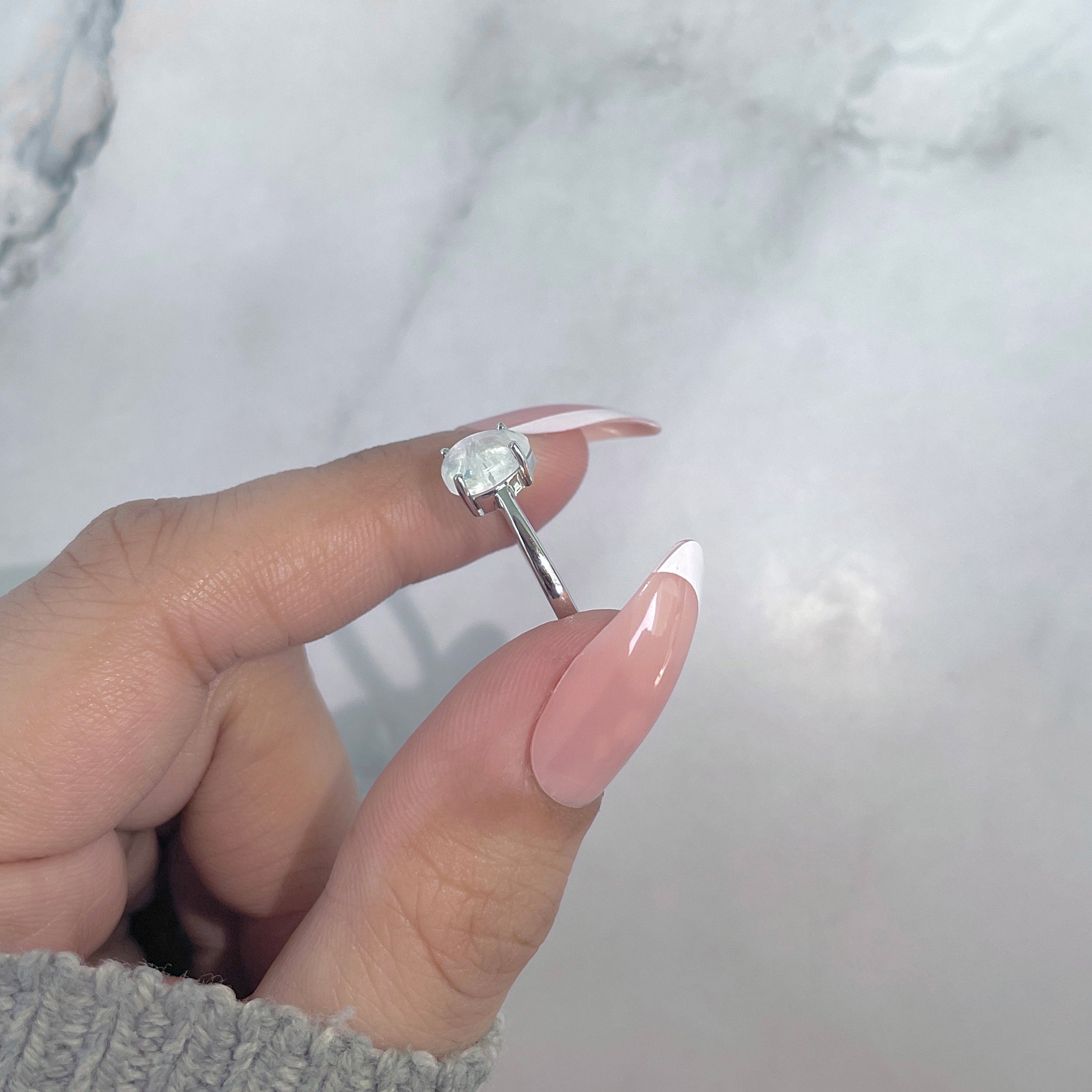 Moonstone Ring-(RBM-SR-2518.)