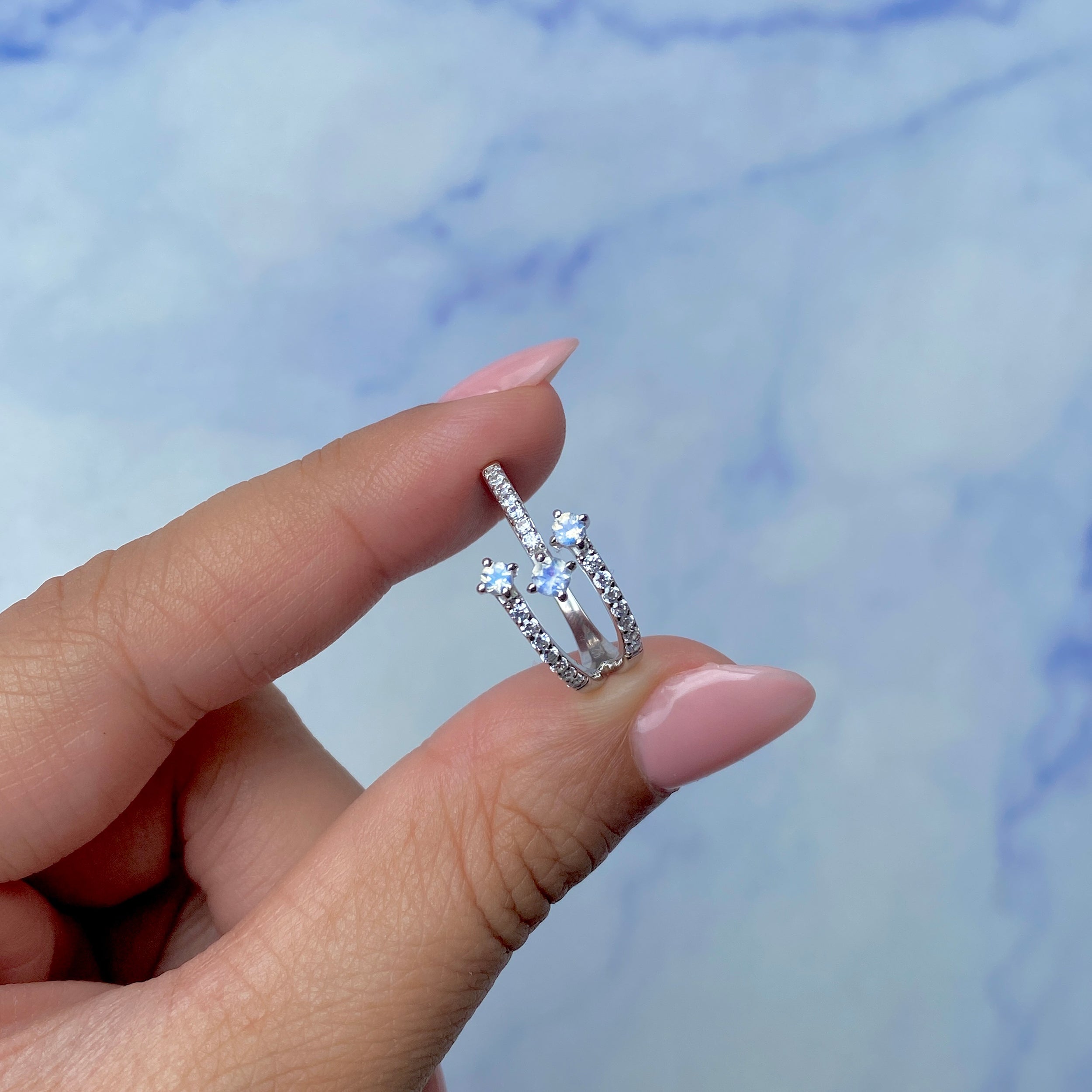 Moonstone Ring-(RBM-SR-2520.)