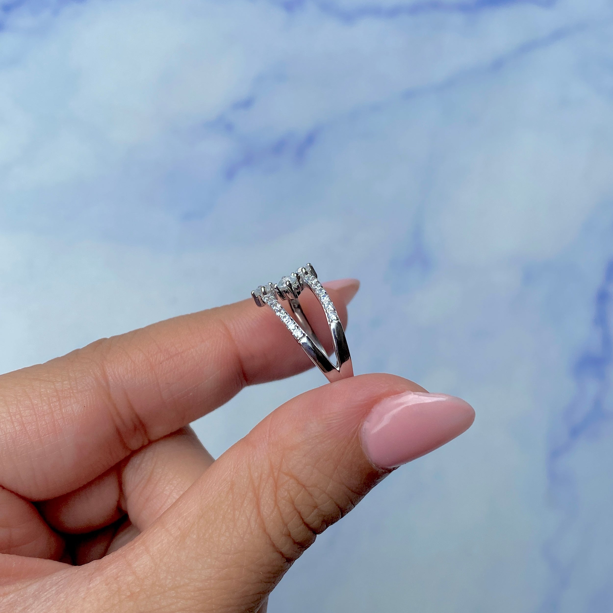 Moonstone Ring-(RBM-SR-2520.)