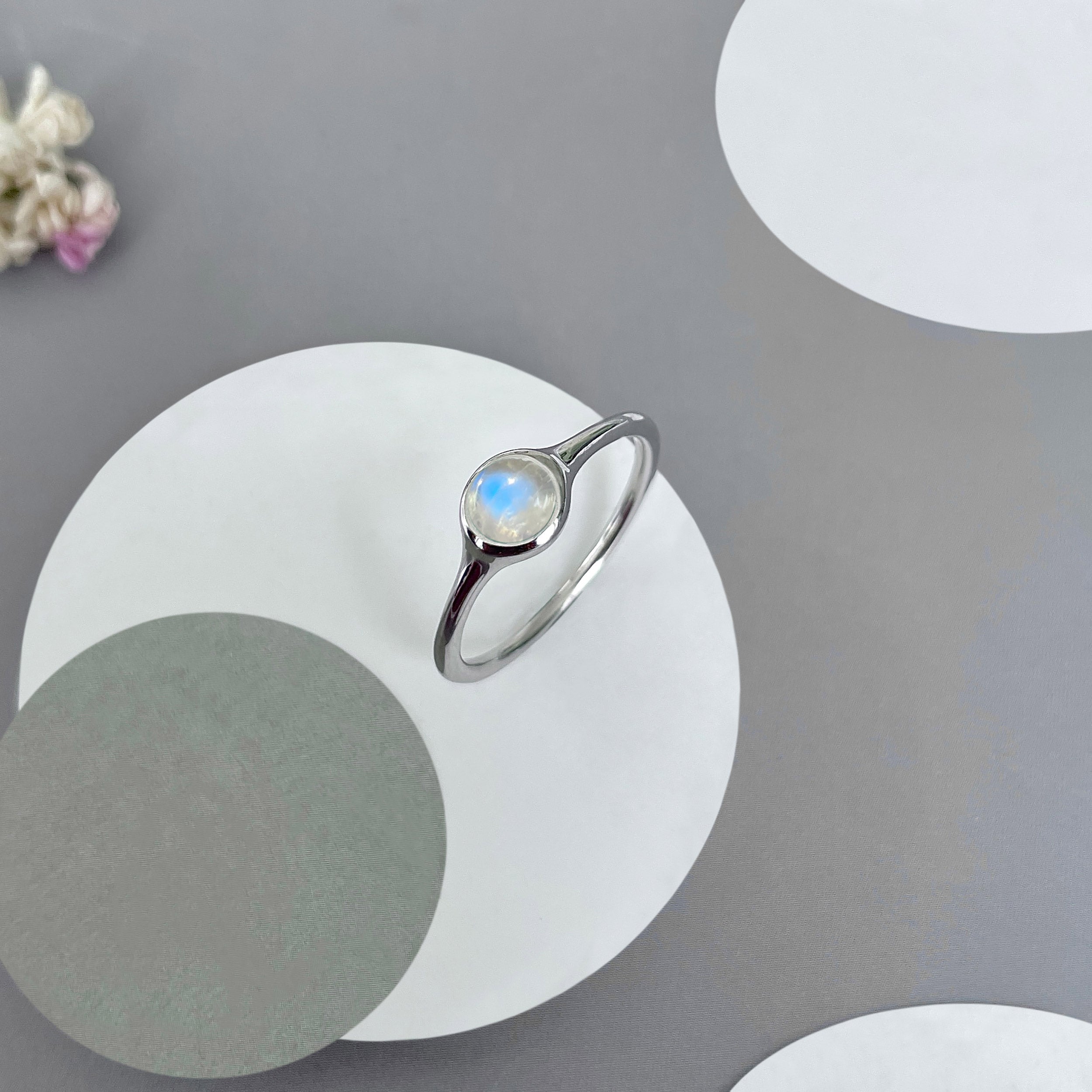 Moonstone Ring-(RBM-SR-2528.)