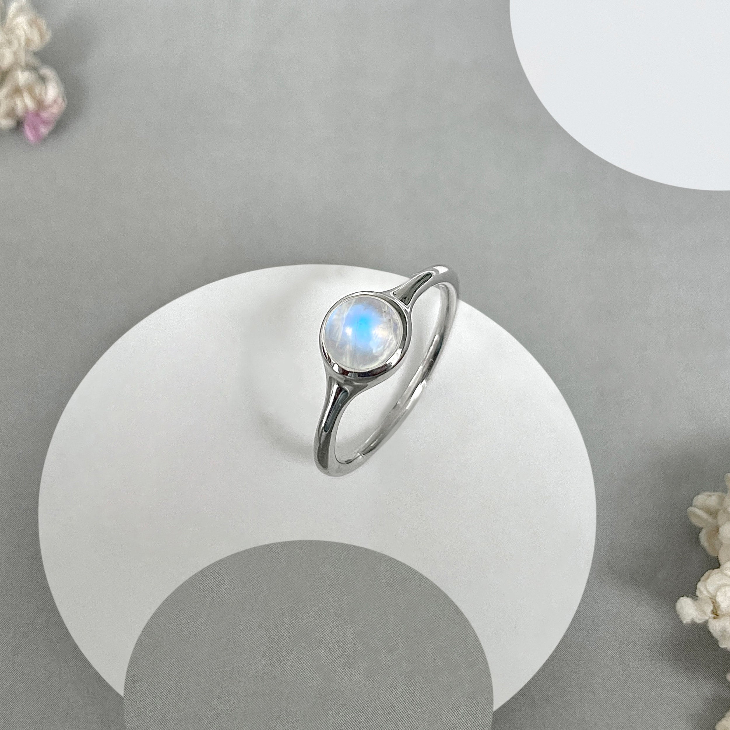 Moonstone Ring-(RBM-SR-2529.)