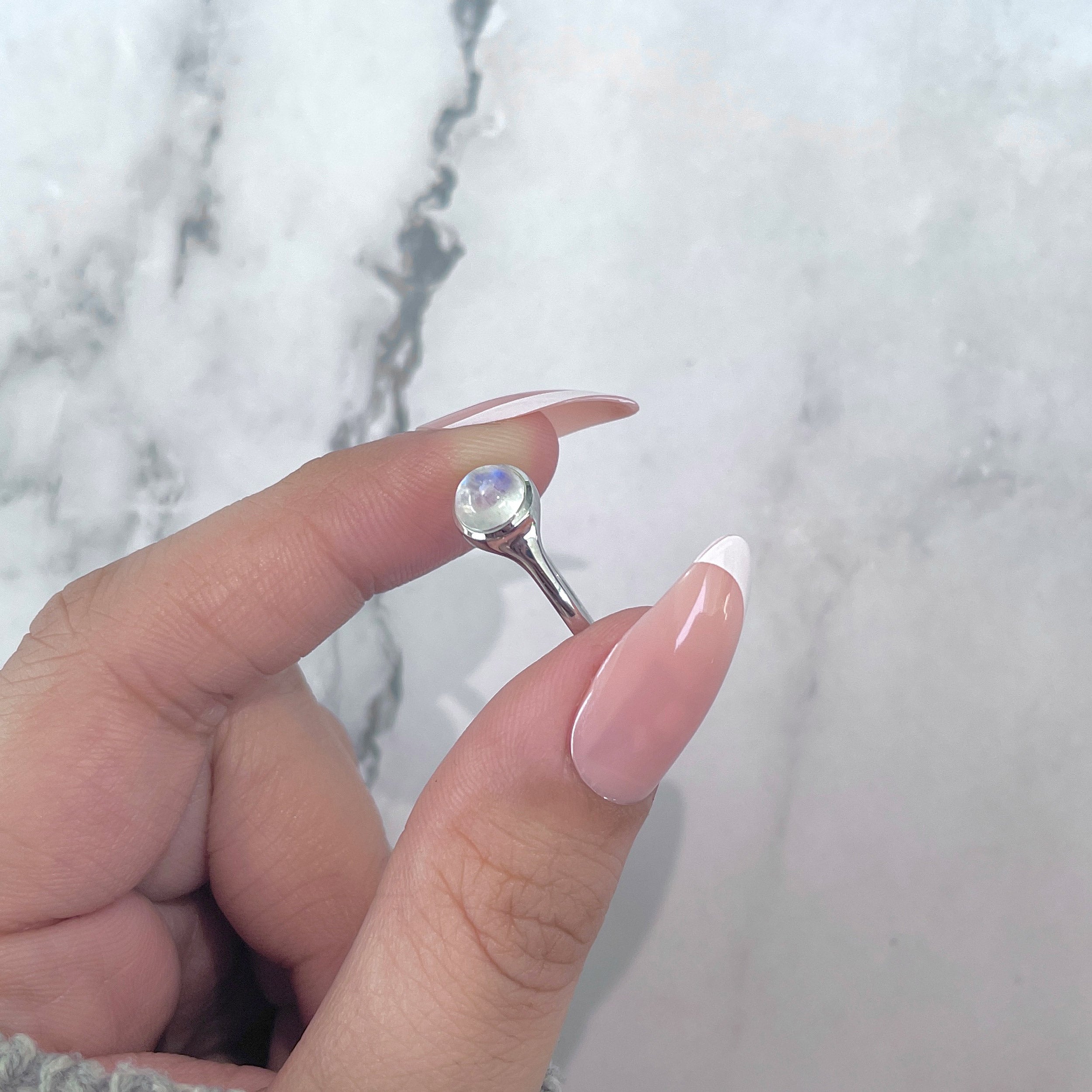 Moonstone Ring-(RBM-SR-2529.)