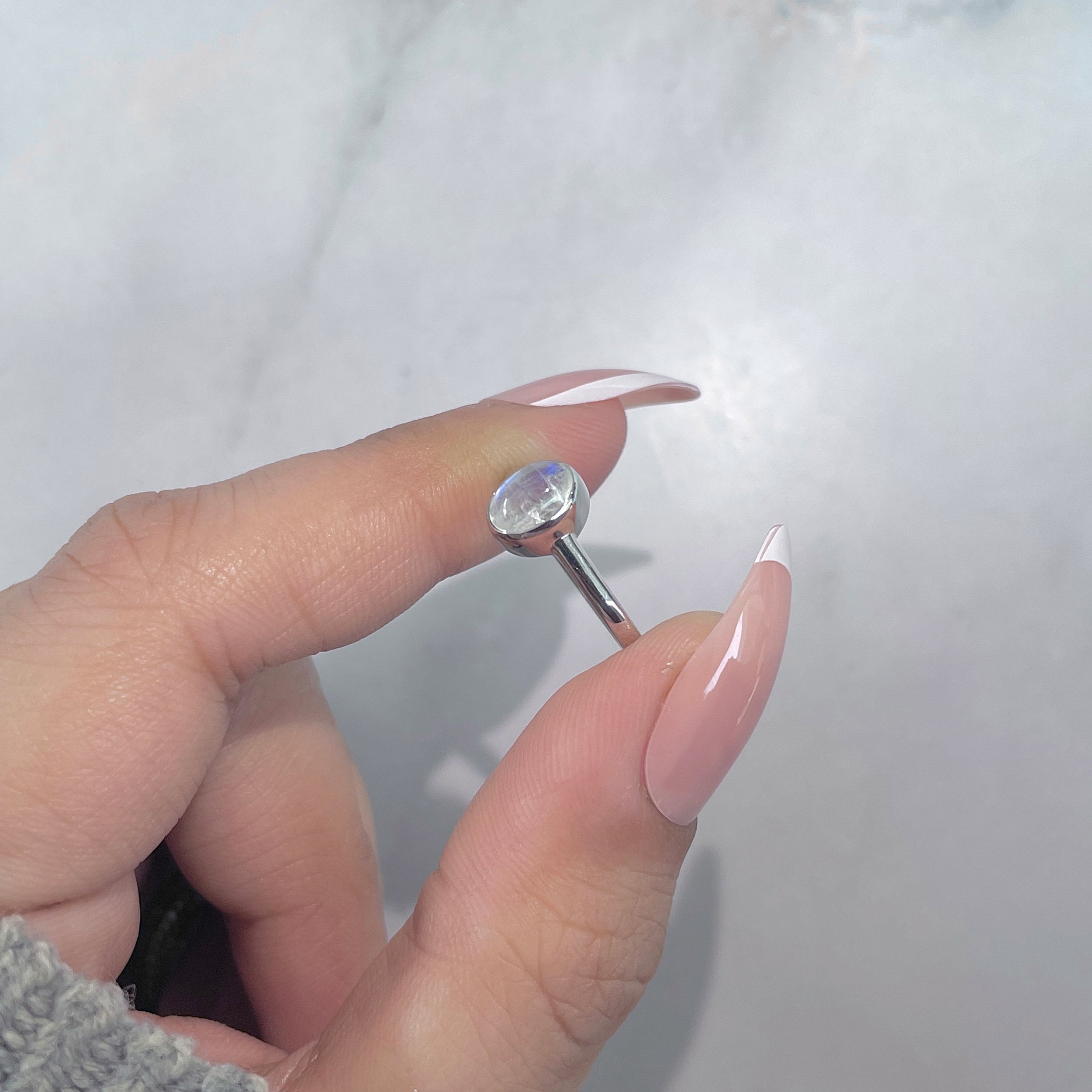 Moonstone Ring-(RBM-SR-2833.)