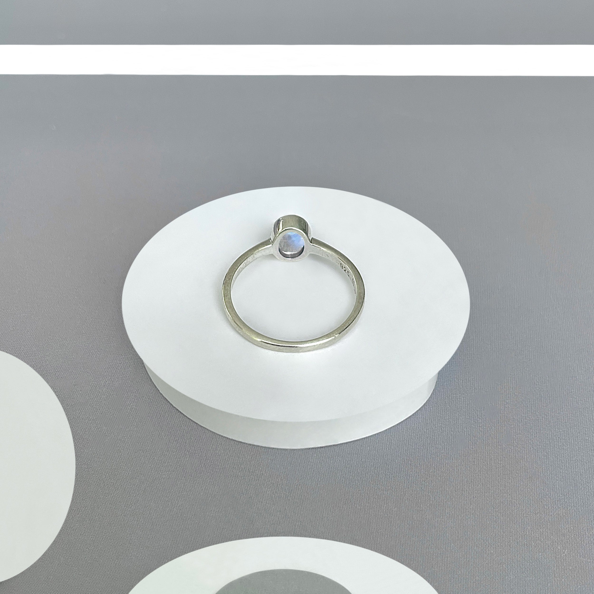 Moonstone Ring-(RBM-SR-2833.)
