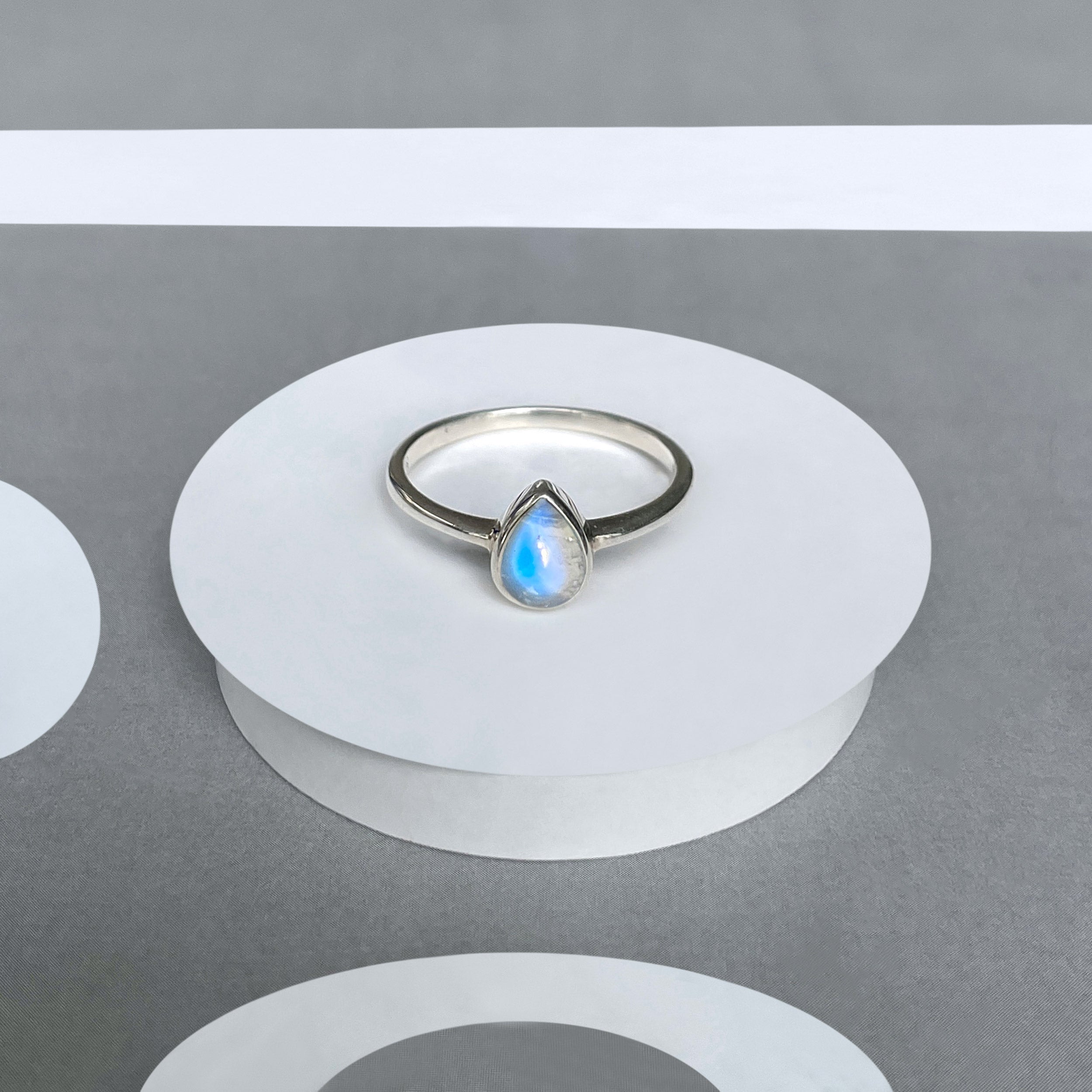 Moonstone Ring-(RBM-SR-2835.)