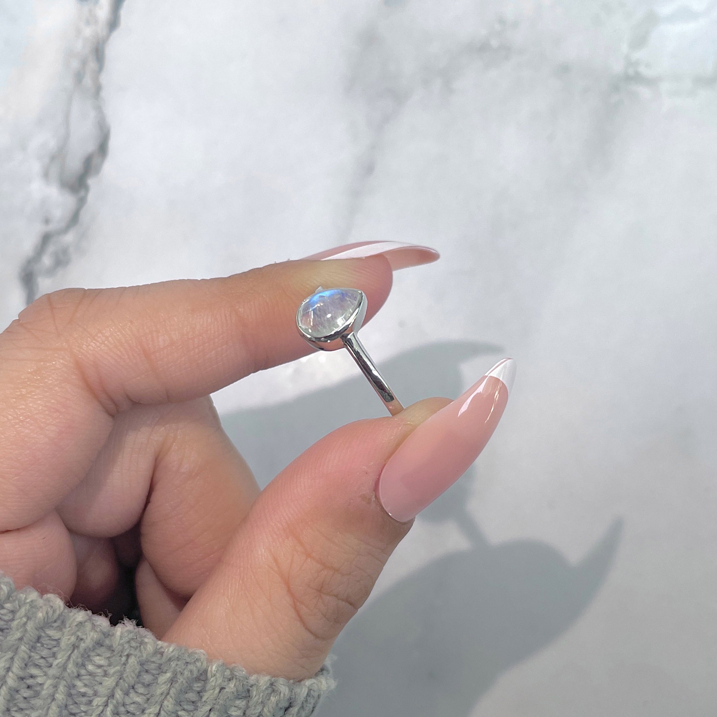 Moonstone Ring-(RBM-SR-2838.)