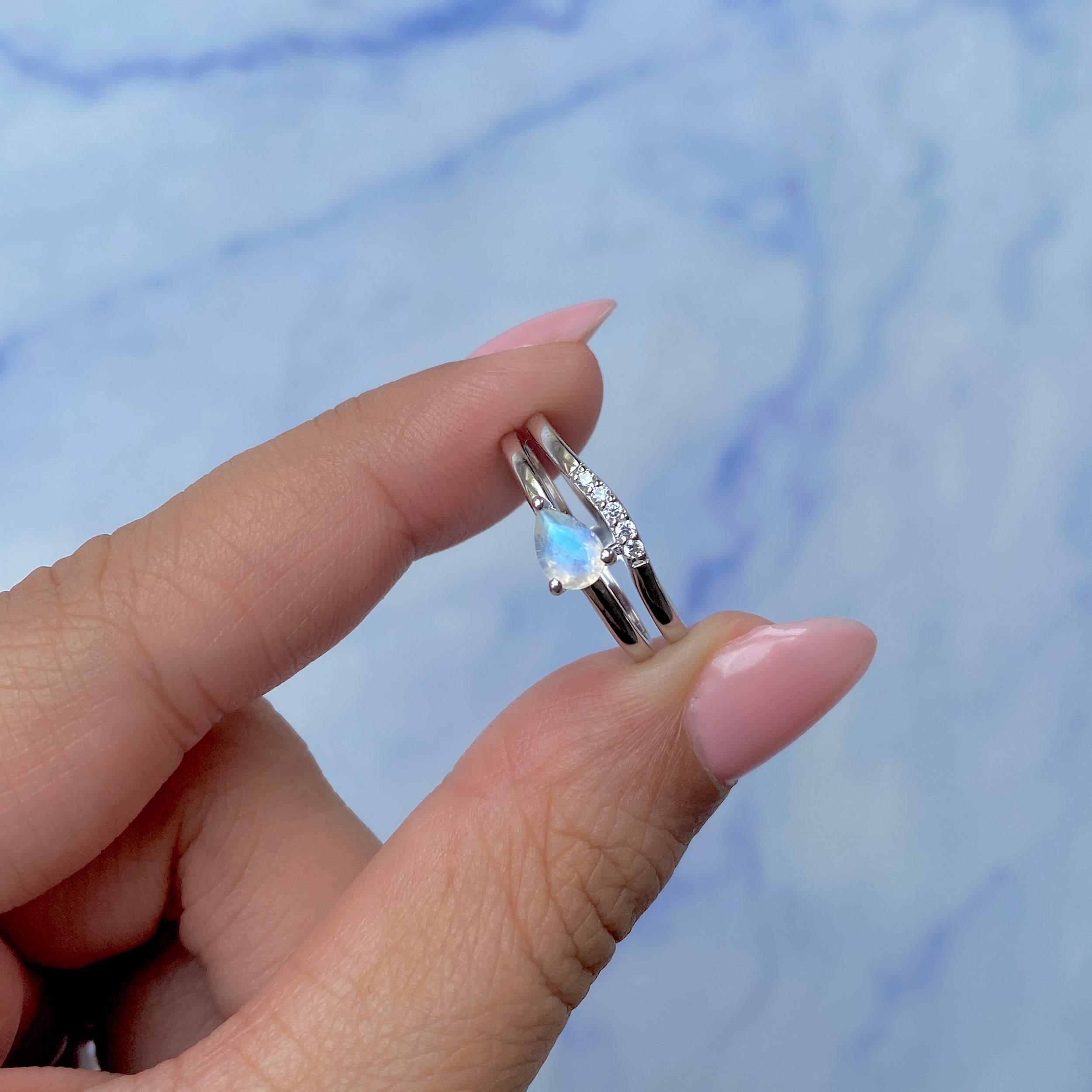 Moonstone Ring-(RBM-SR-2862.)