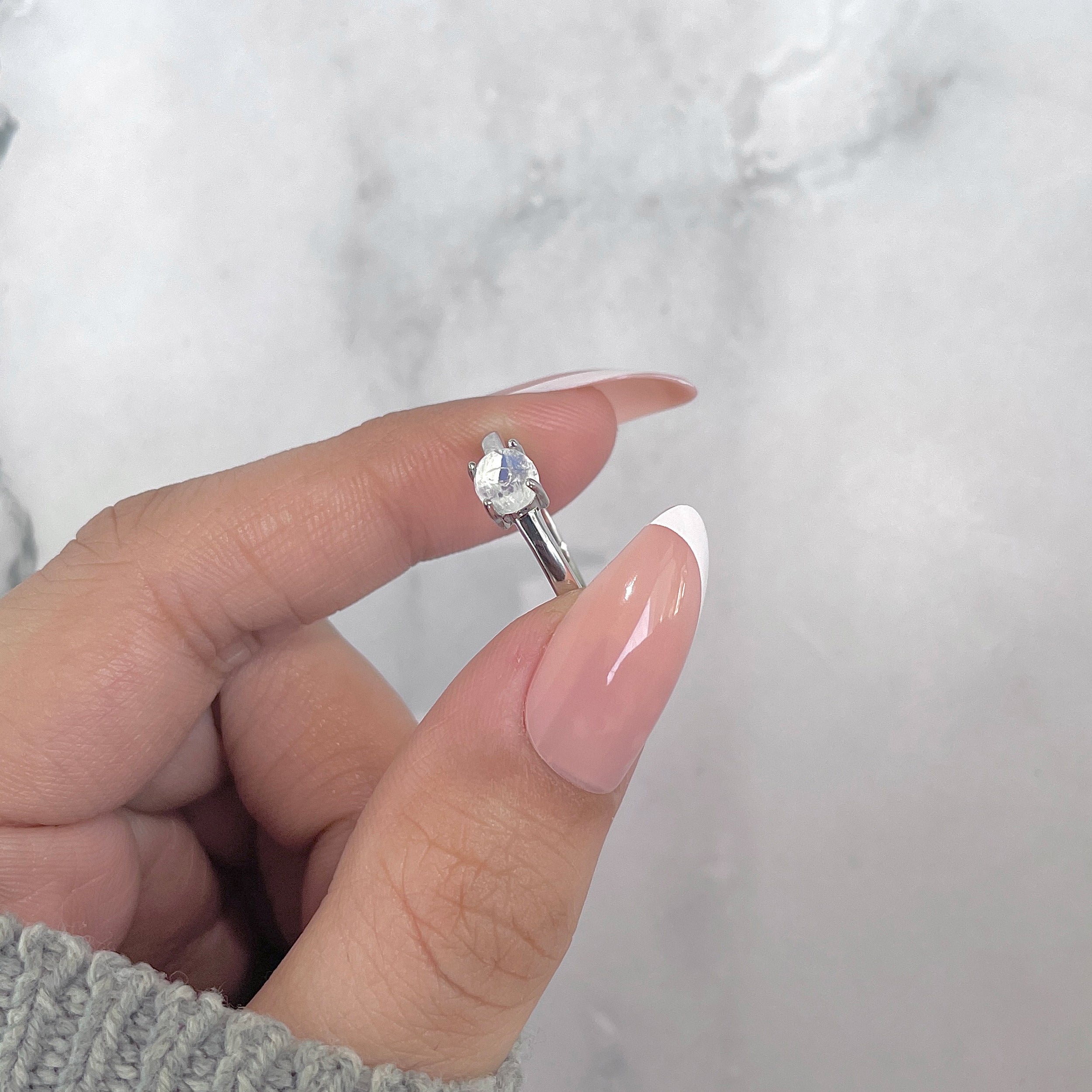 Moonstone Ring-(RBM-SR-3030.)