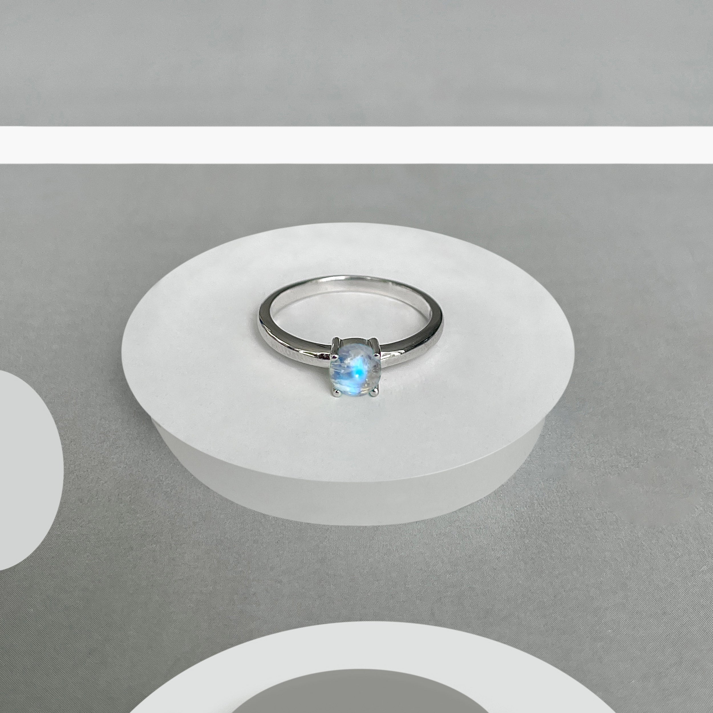 Moonstone Ring-(RBM-SR-3030.)