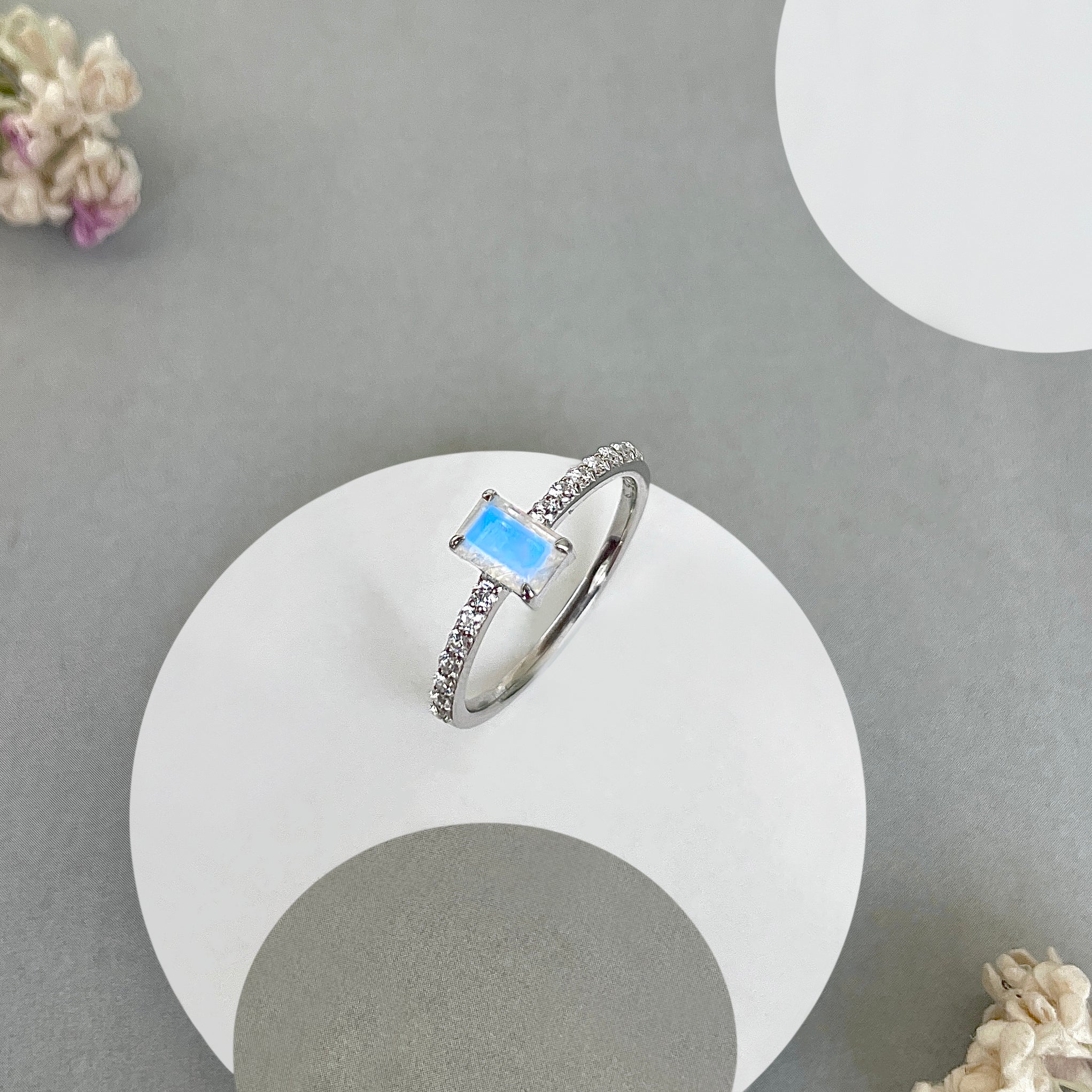 Moonstone Ring-(RBM-SR-3118.)