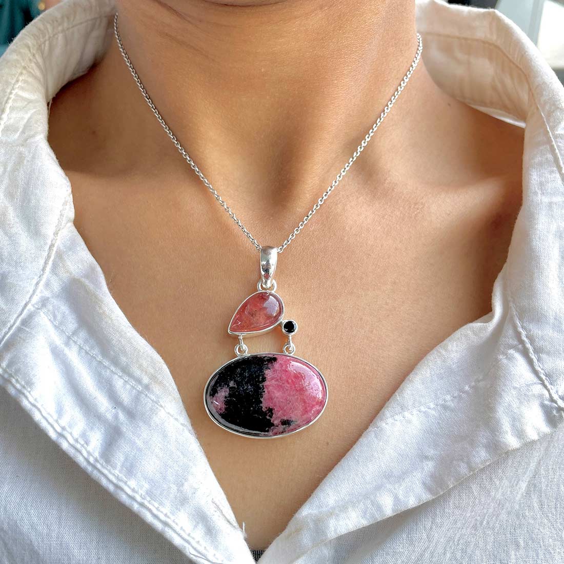 Rhodonite Pendant-(RDN-P-40.)
