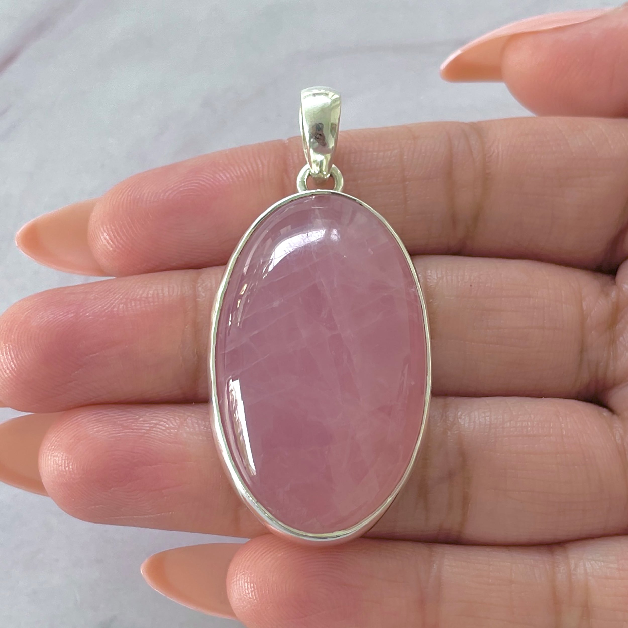 Rose Quartz Pendant-(RSQ-P-100.)