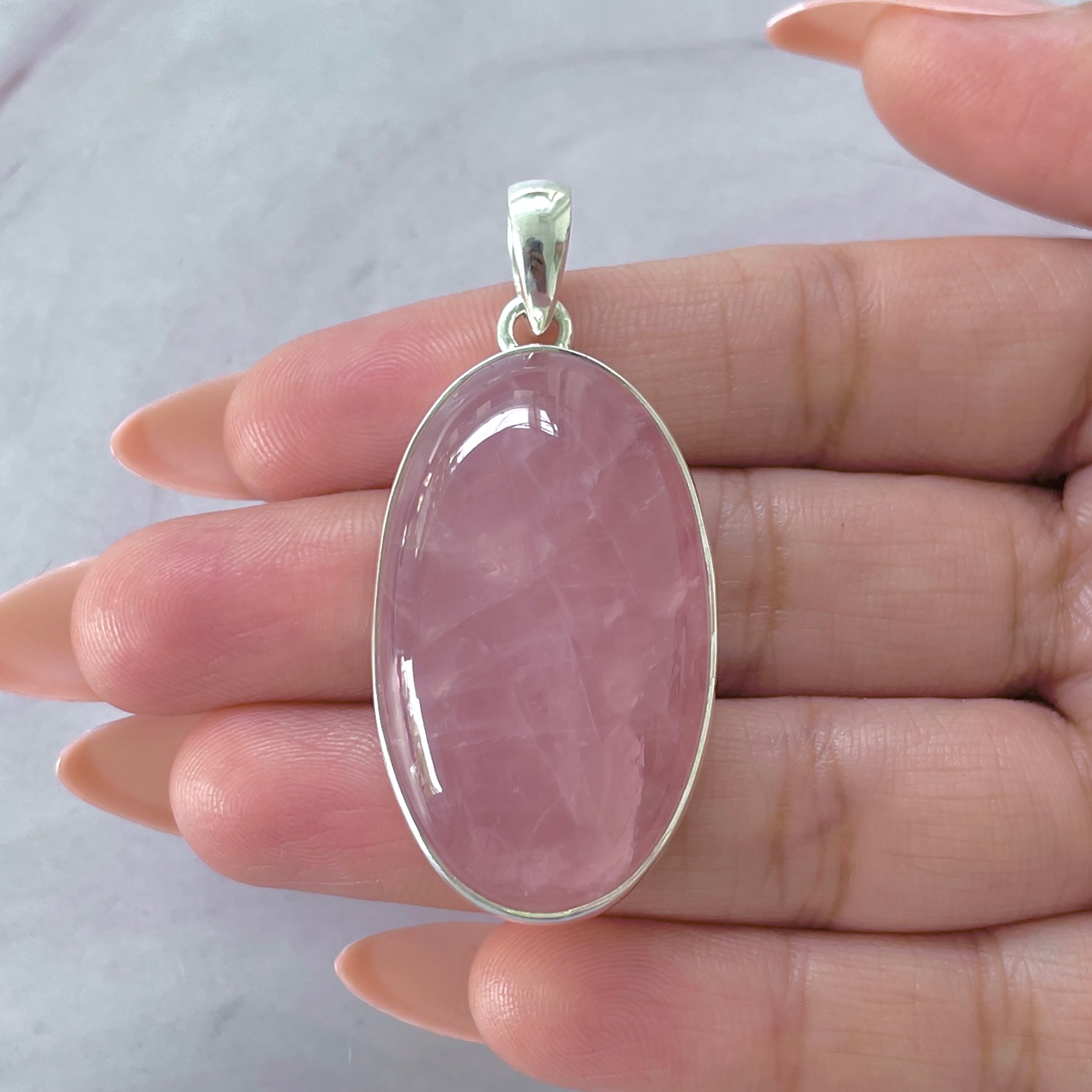 Rose Quartz Pendant-(RSQ-P-102.)
