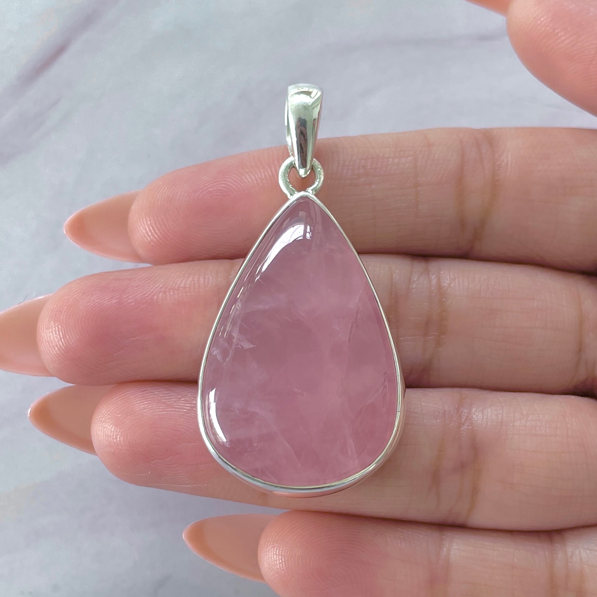 Rose Quartz Pendant-(RSQ-P-103.)