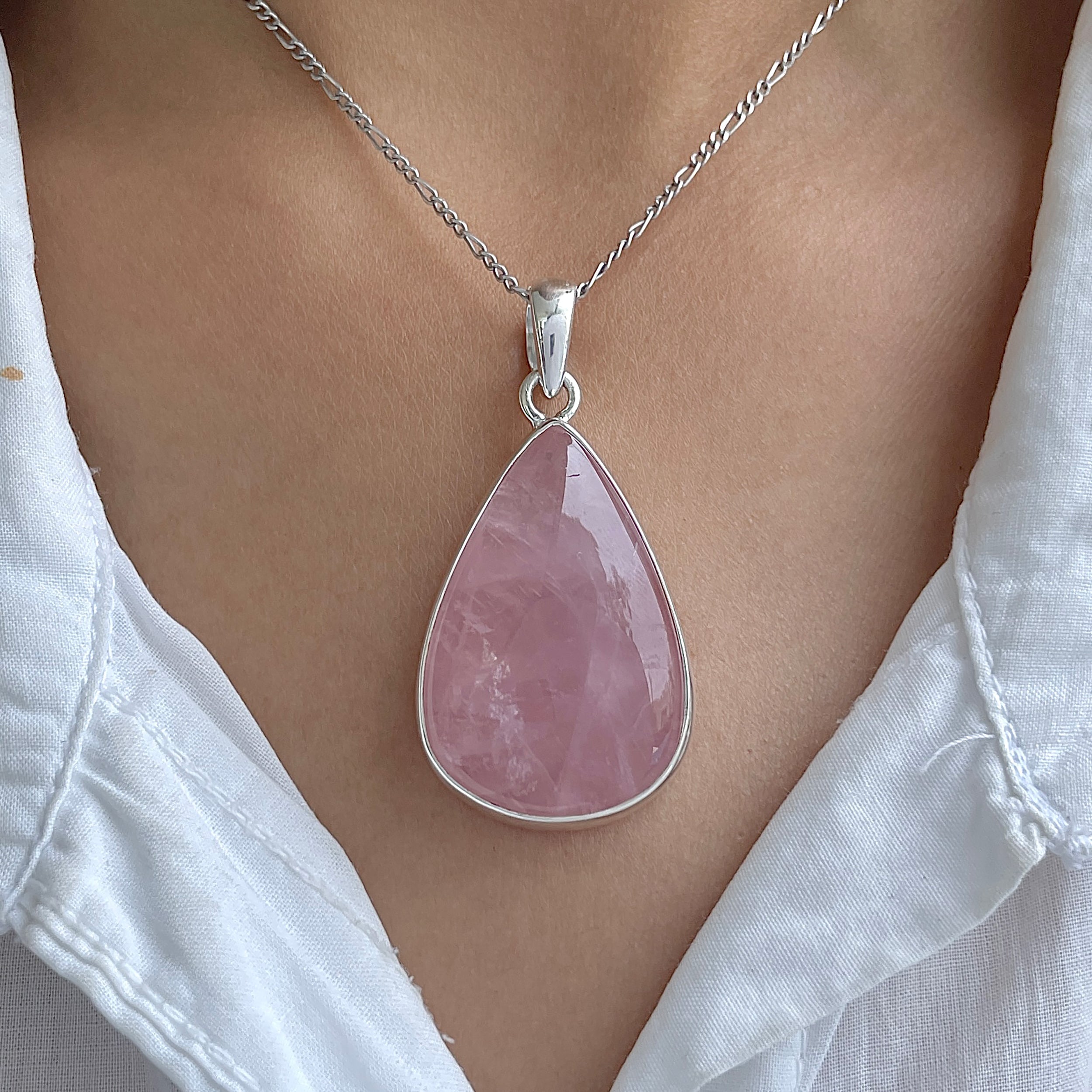 Rose Quartz Pendant-(RSQ-P-103.)