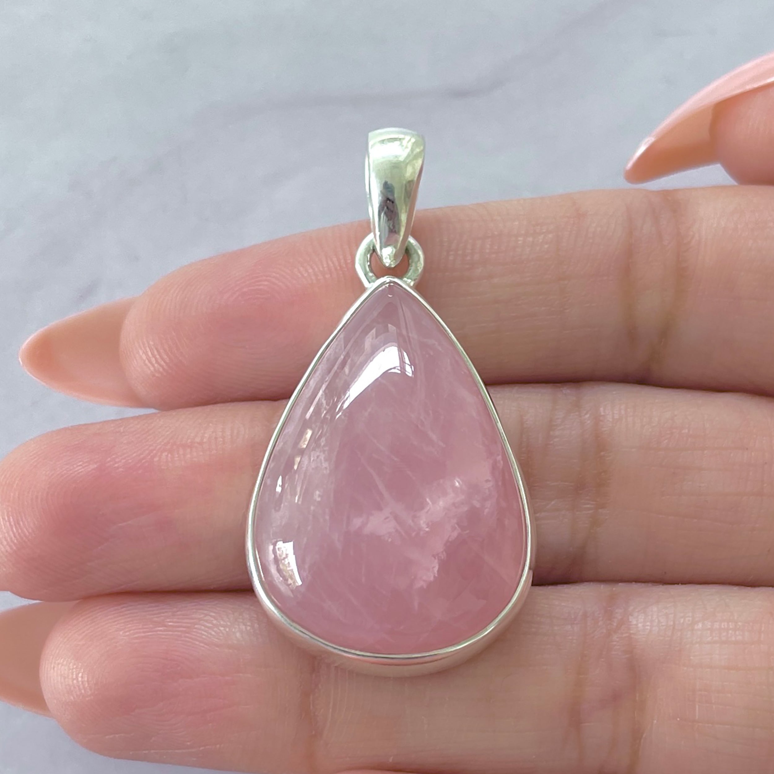 Rose Quartz Pendant-(RSQ-P-68.)