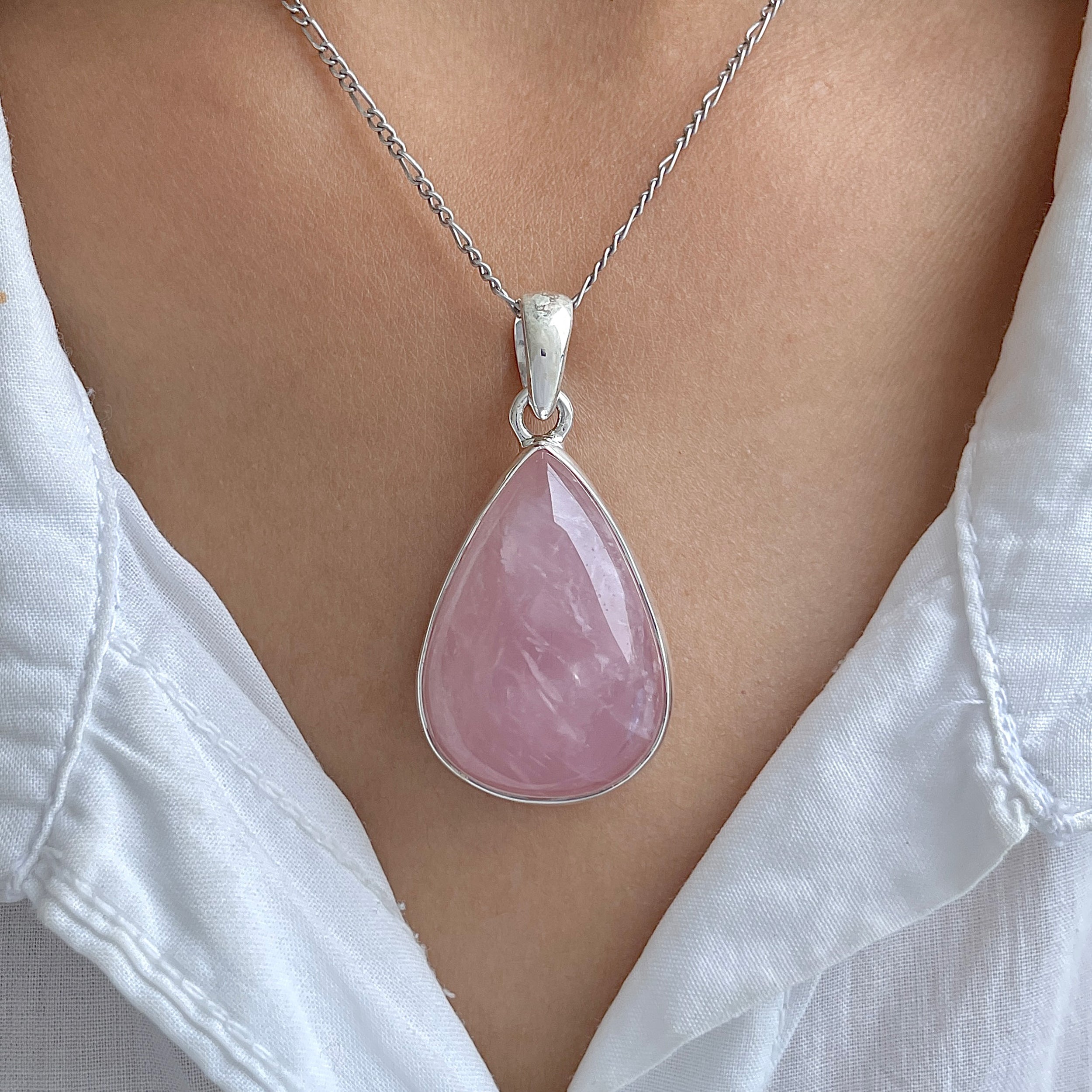 Rose Quartz Pendant-(RSQ-P-68.)