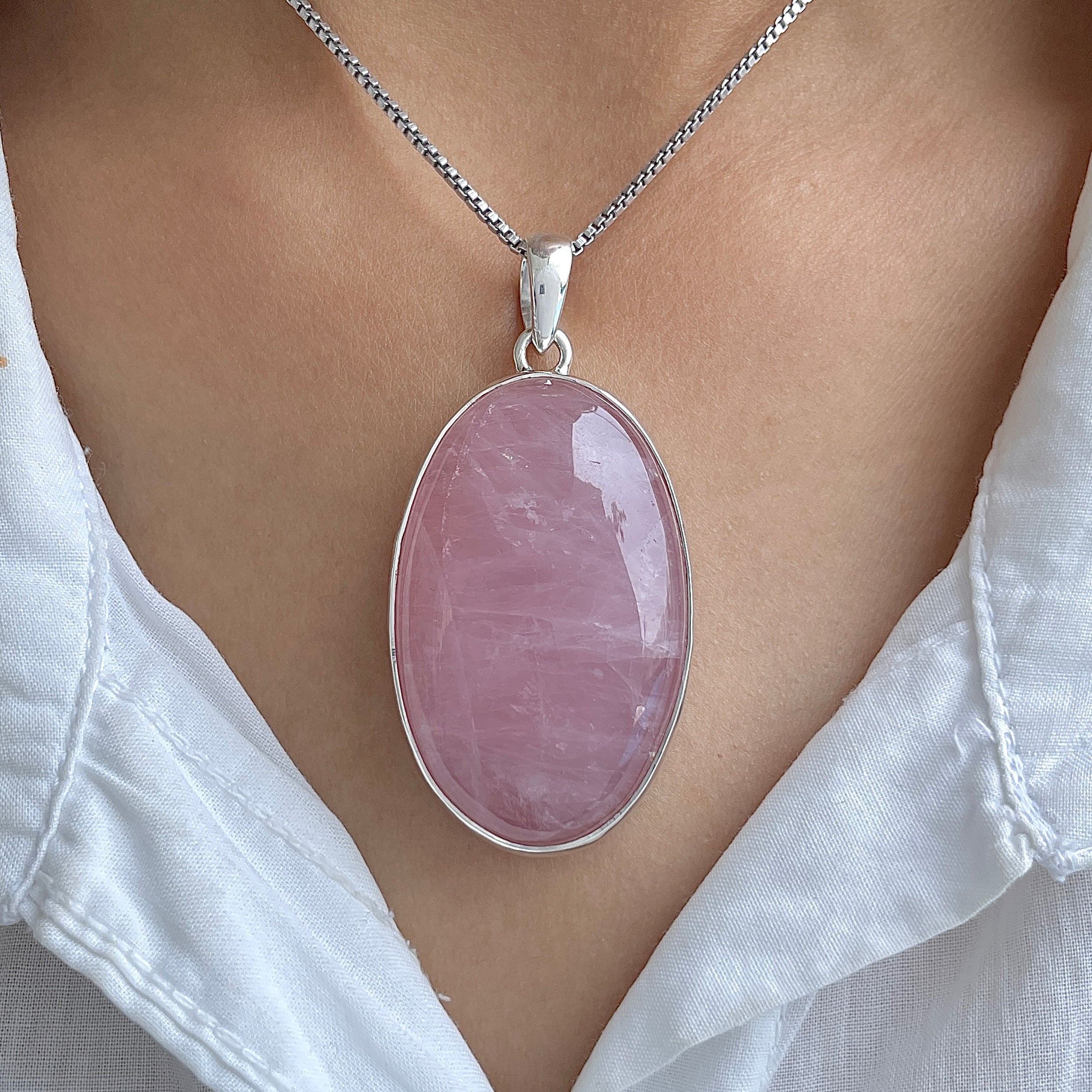Rose Quartz Pendant-(RSQ-P-69.)