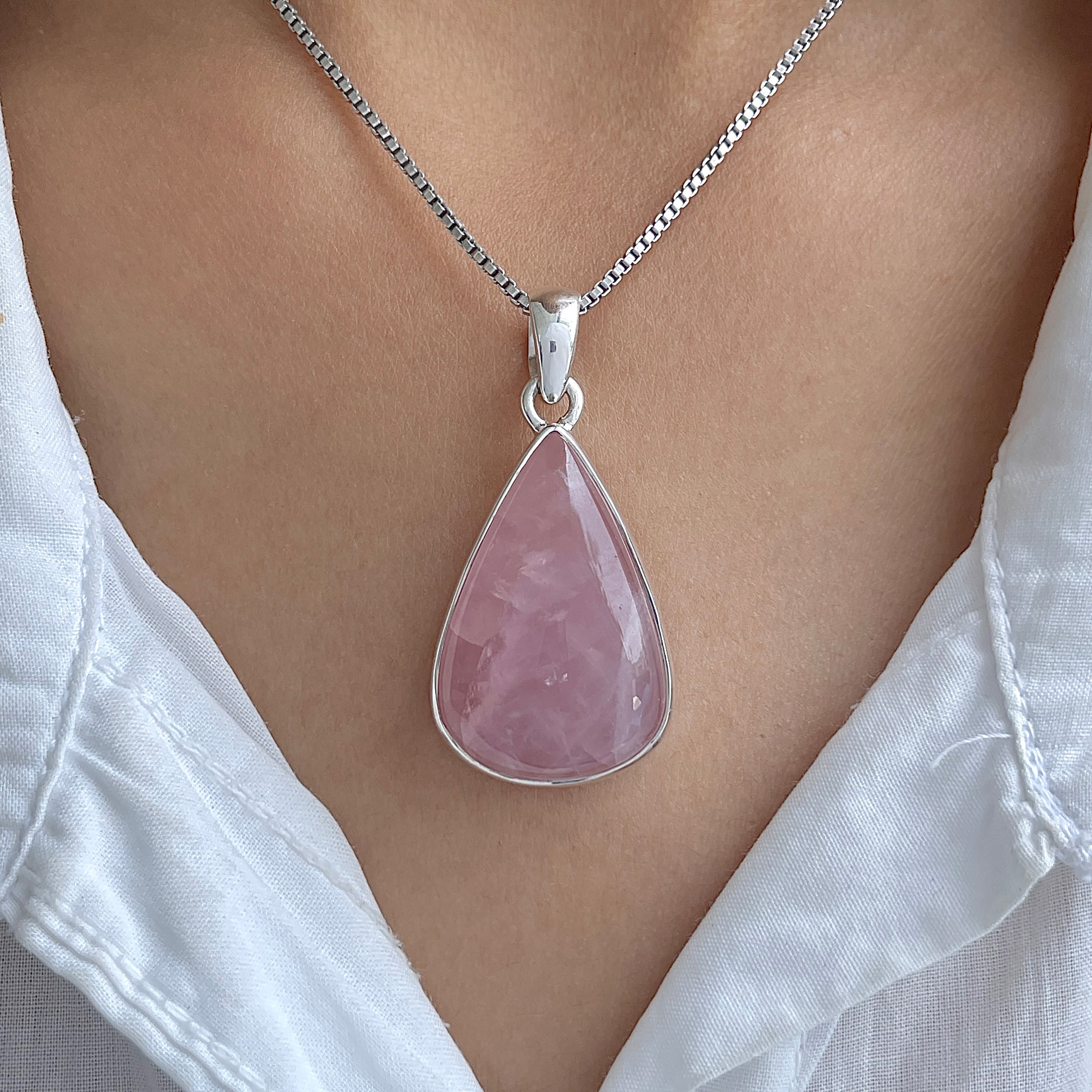 Rose Quartz Pendant-(RSQ-P-85.)