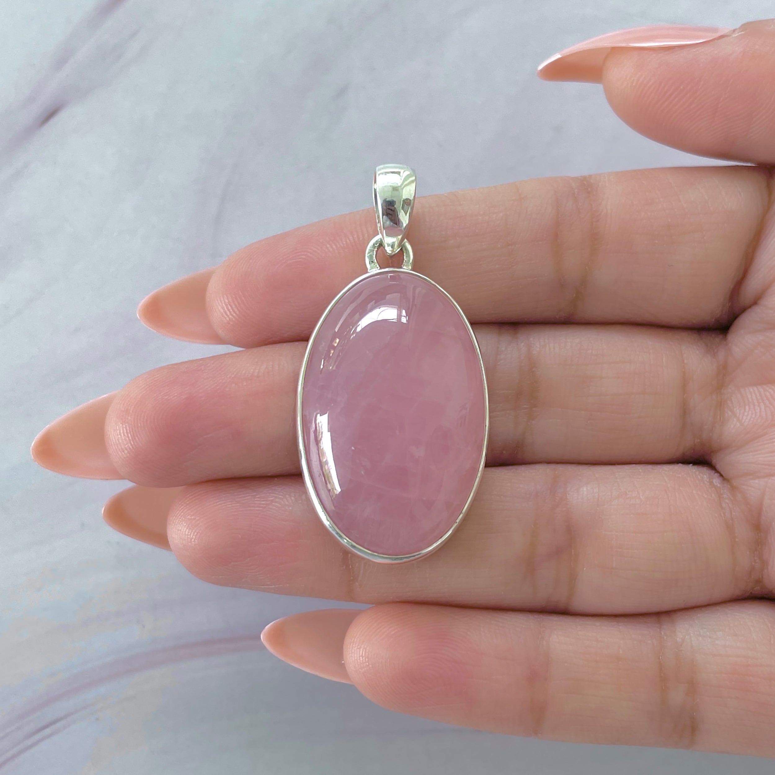 Rose Quartz Pendant-(RSQ-P-88.)