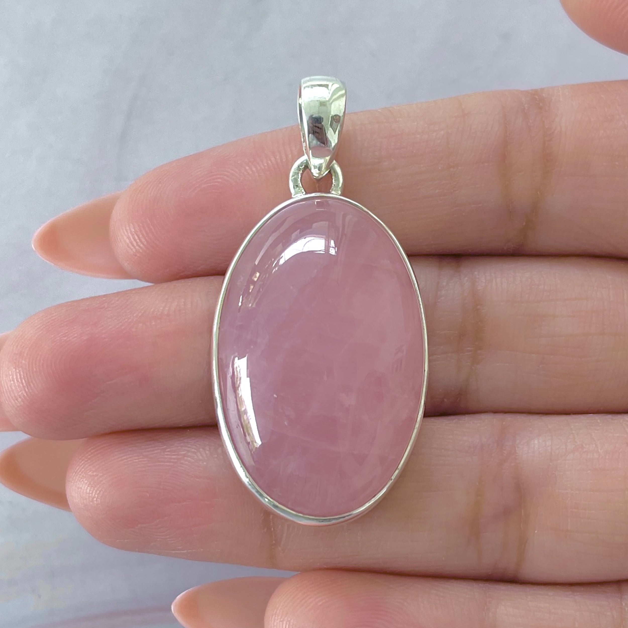 Rose Quartz Pendant-(RSQ-P-88.)