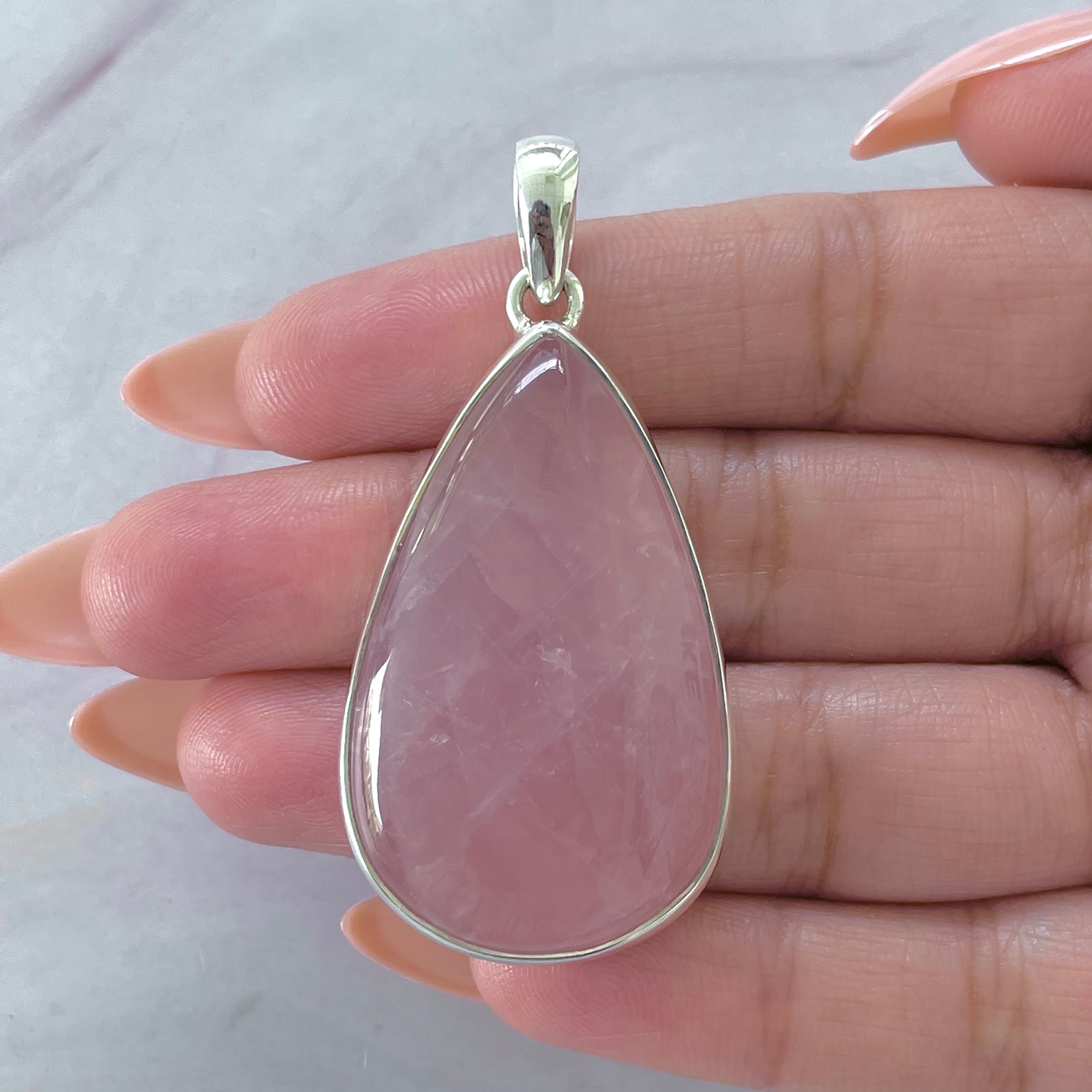 Rose Quartz Pendant-(RSQ-P-98.)