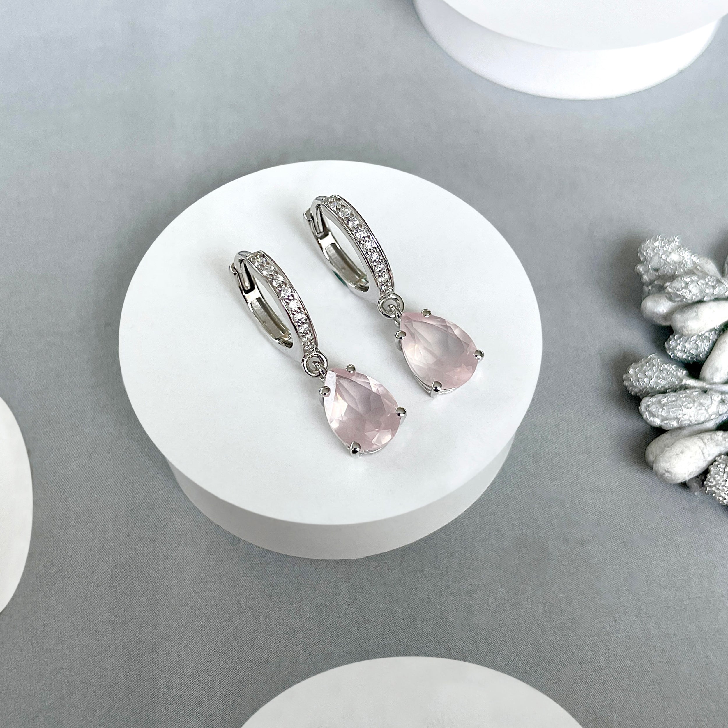 Rose Quartz Leverback Earring-(RSQ-SE-1223.)