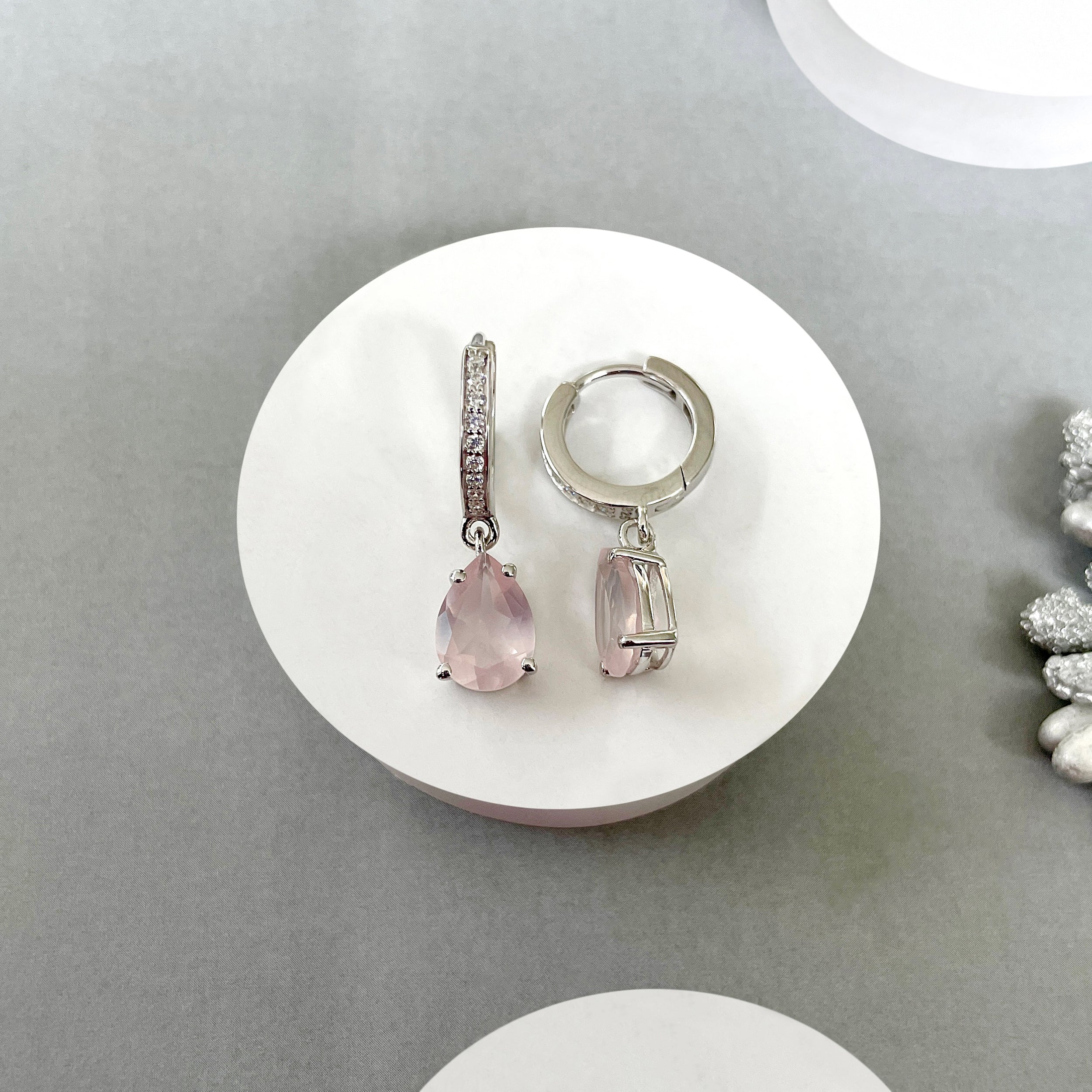 Rose Quartz Leverback Earring-(RSQ-SE-1223.)
