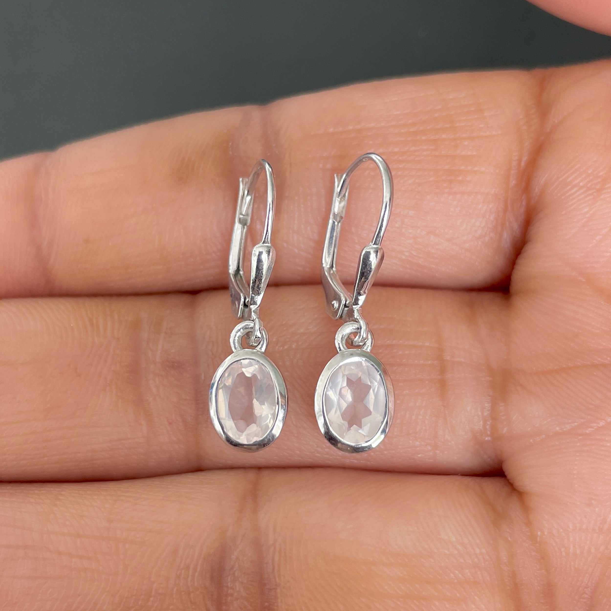 Rose Quartz Leverback Earring-(RSQ-SE-1316.)