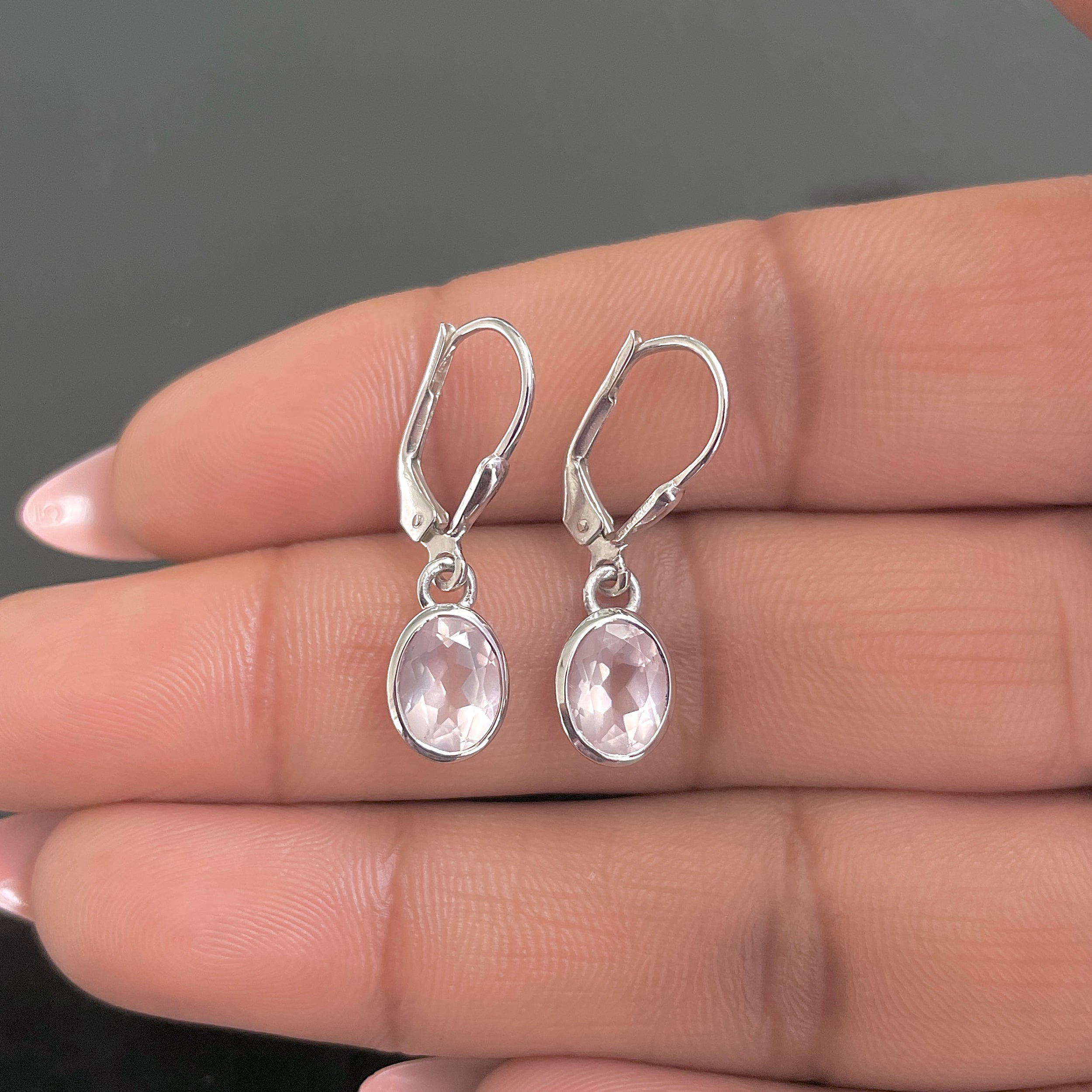 Rose Quartz Leverback Earring-(RSQ-SE-547.)