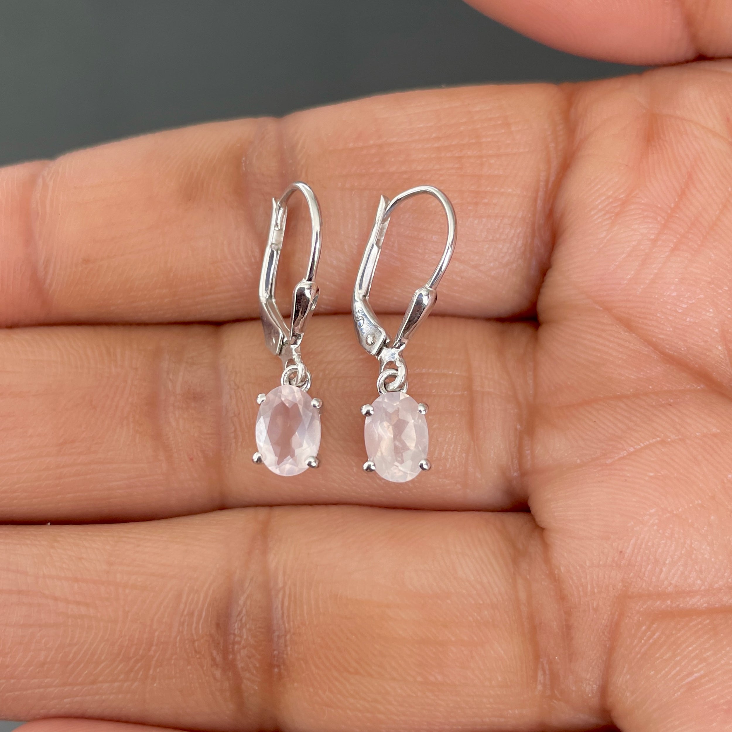 Rose Quartz Leverback Earring-(RSQ-SE-670.)