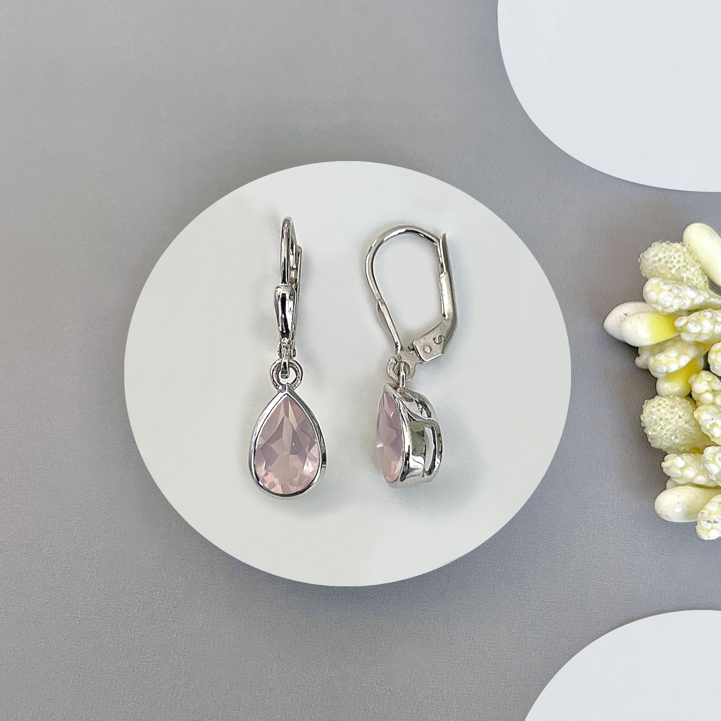 Rose Quartz Leverback Earring-(RSQ-SE-679.)
