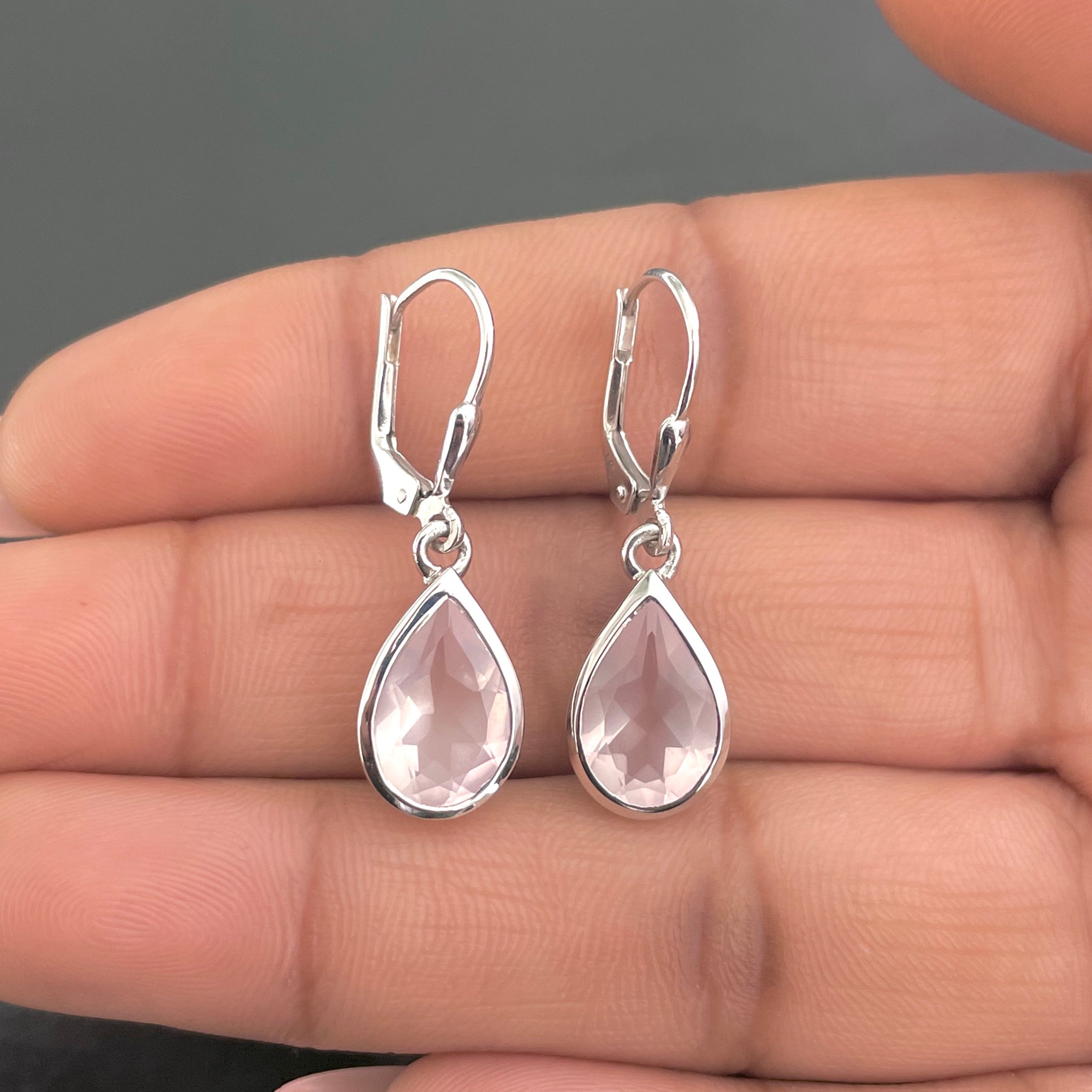 Rose Quartz Leverback Earring-(RSQ-SE-707.)