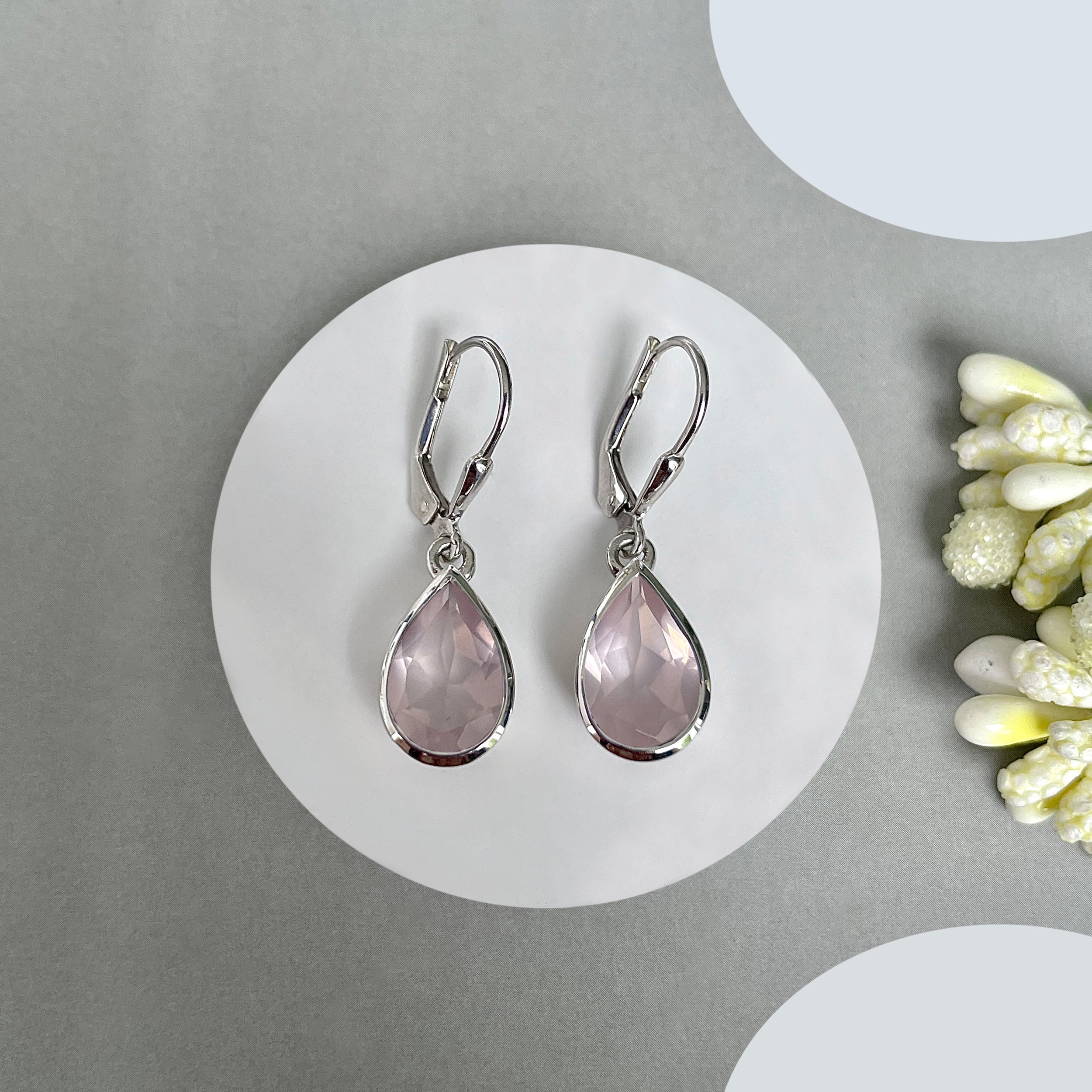 Rose Quartz Leverback Earrings-(RSQ-SE-707.)