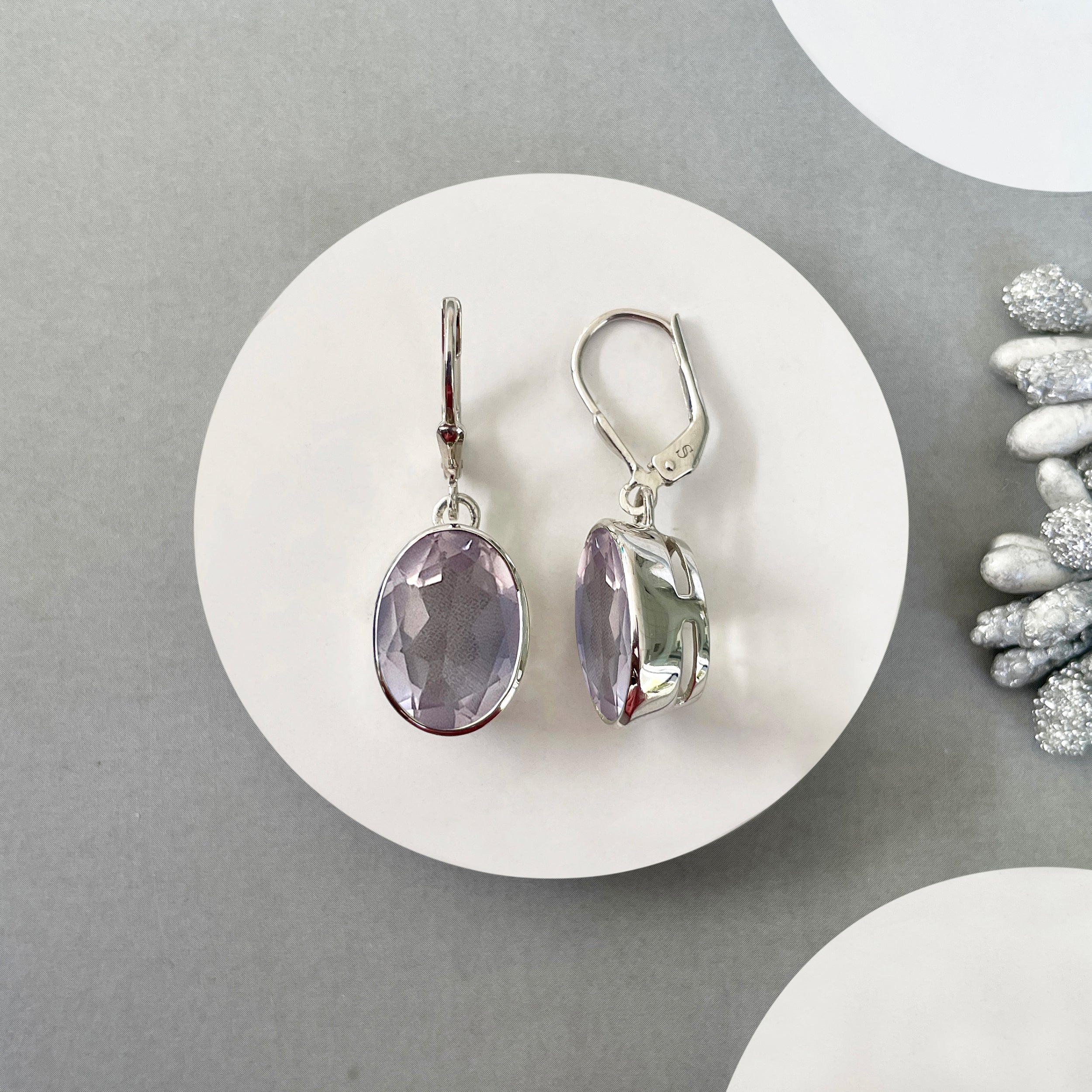 Rose Quartz Leverback Earring-(RSQ-SE-709.)