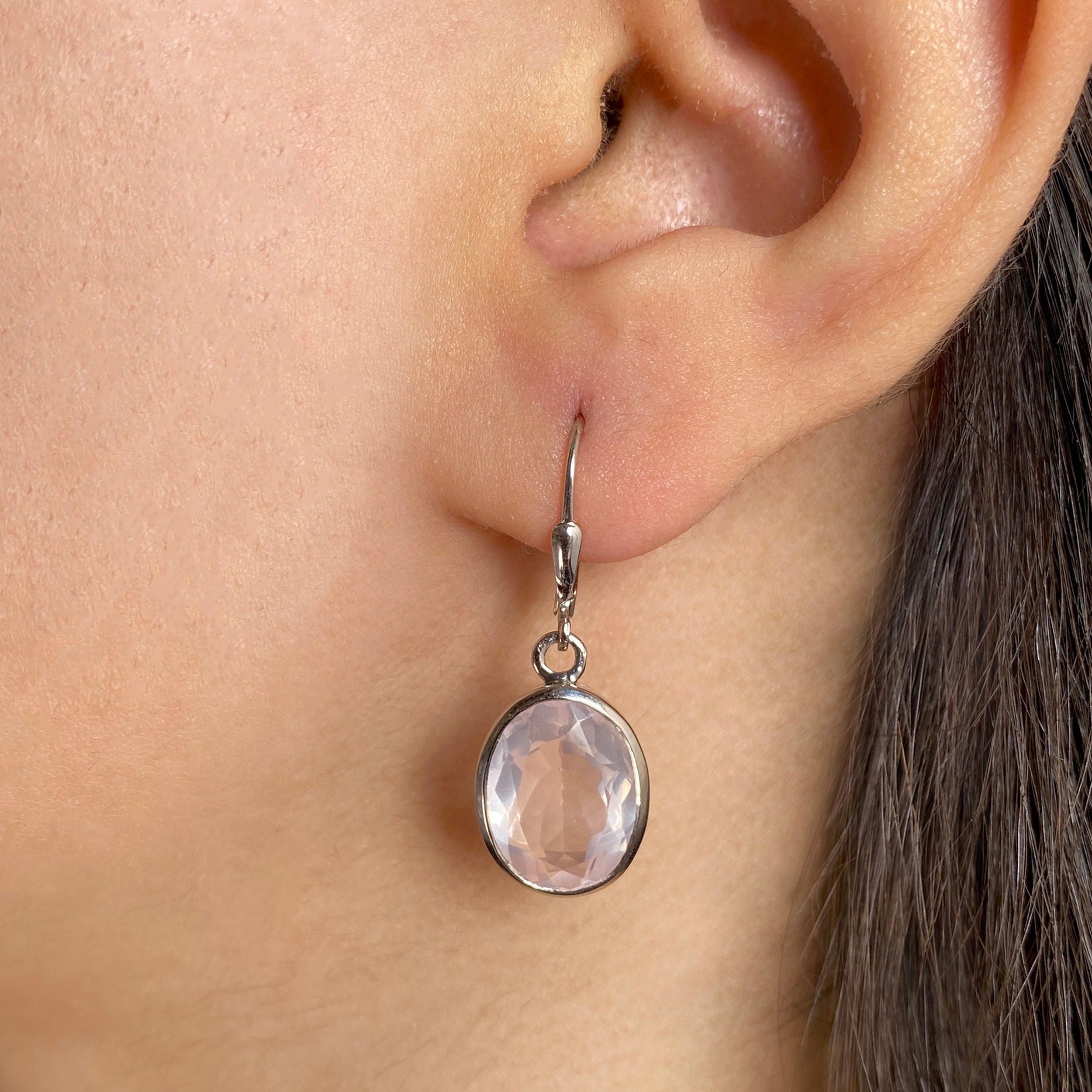 Rose Quartz Leverback Earring-(RSQ-SE-709.)
