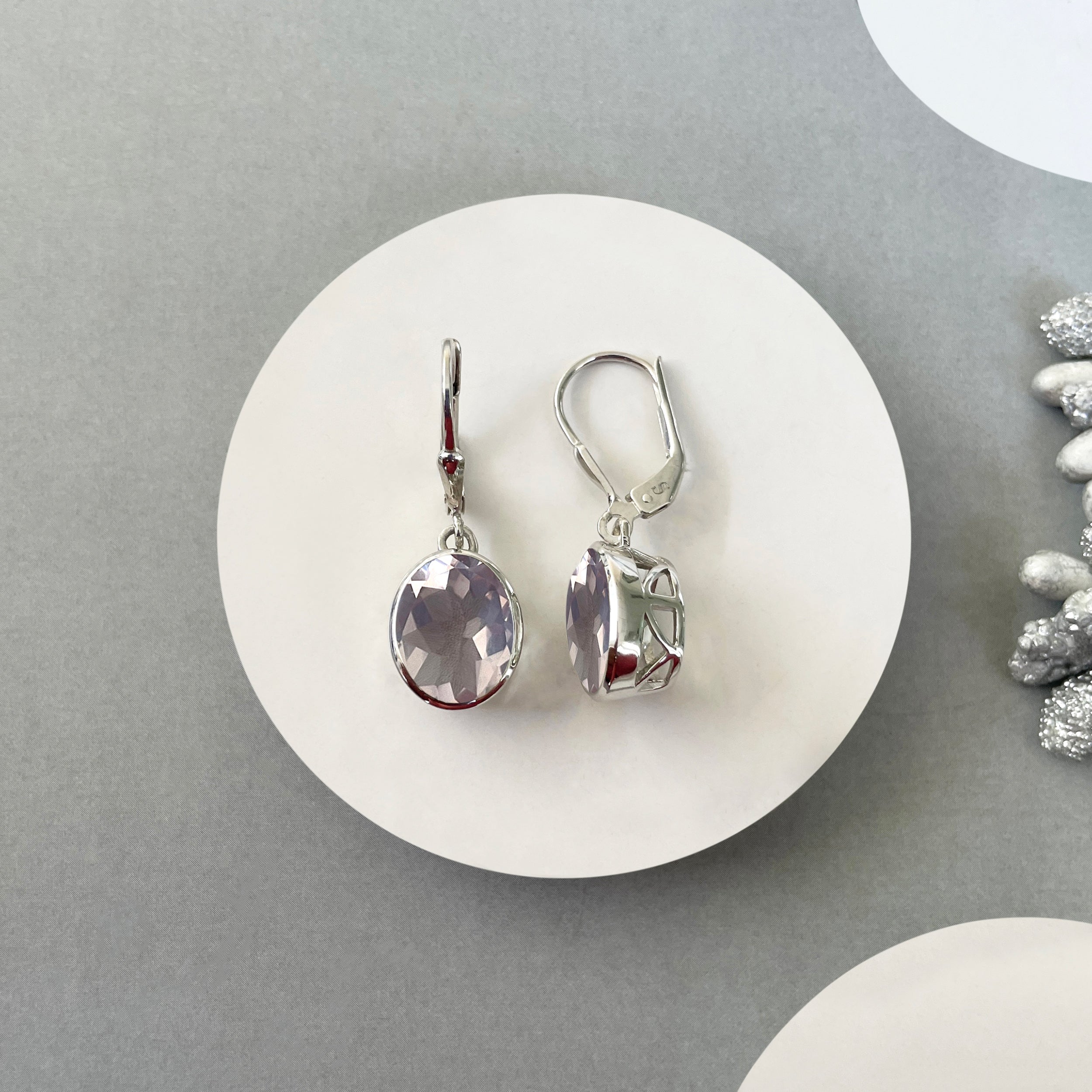 Rose Quartz Leverback Earring-(RSQ-SE-997.)