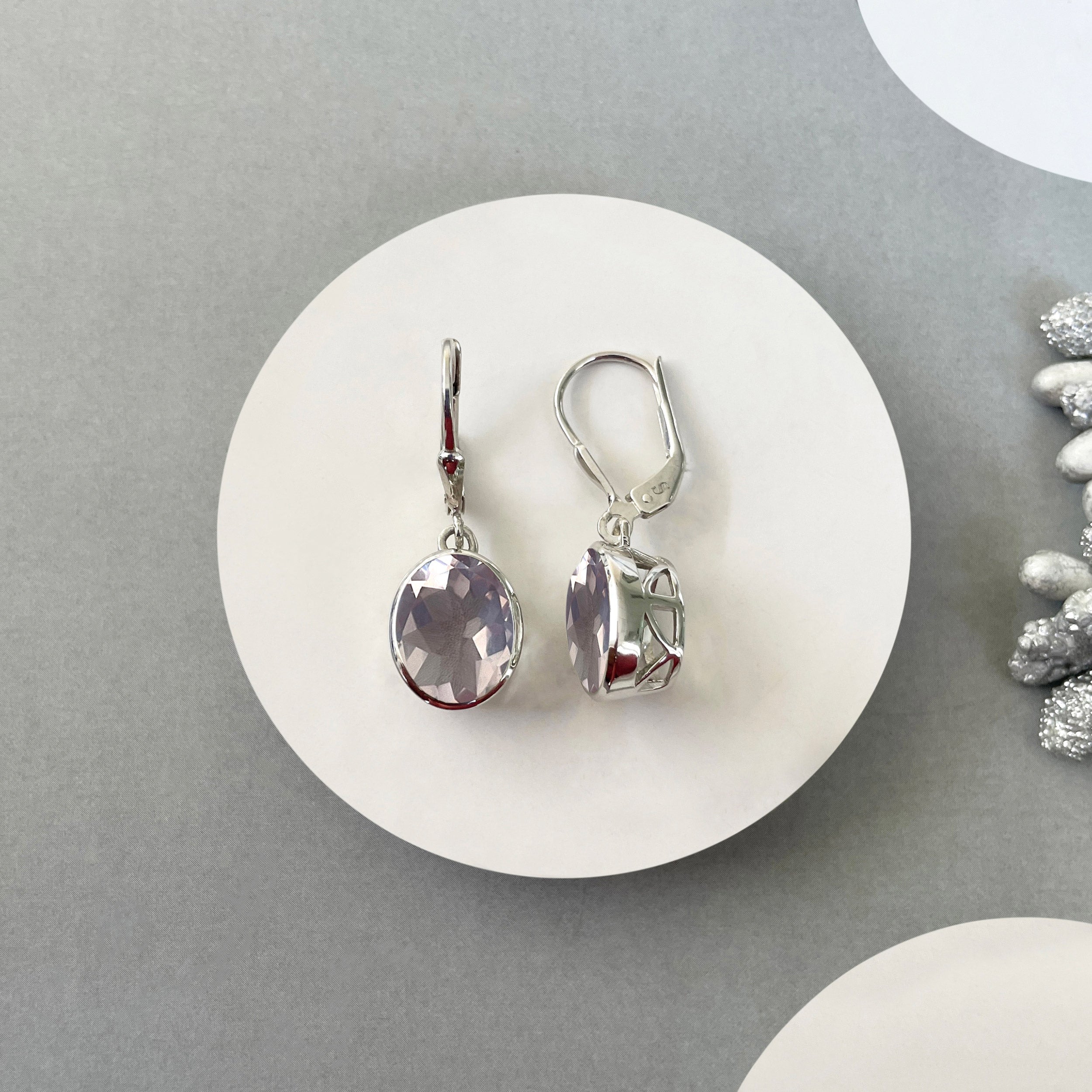 Rose Quartz Leverback Earring-(RSQ-SE-997.)