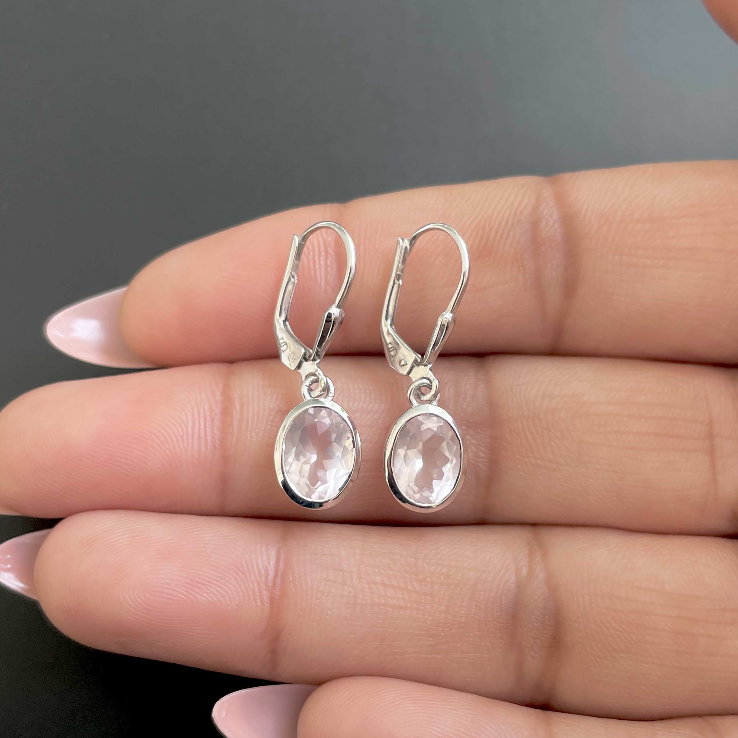 Rose Quartz Leverback Earrings-(RSQ-SE-998.)