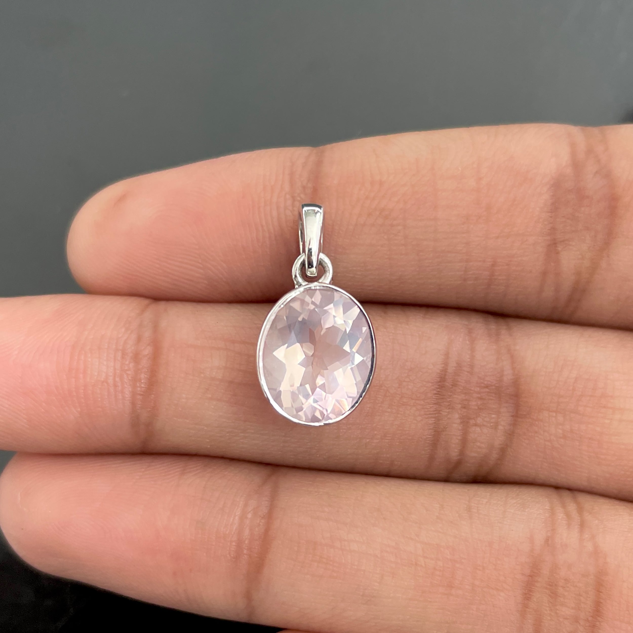 Rose Quartz Pendant-(RSQ-SP-466.)