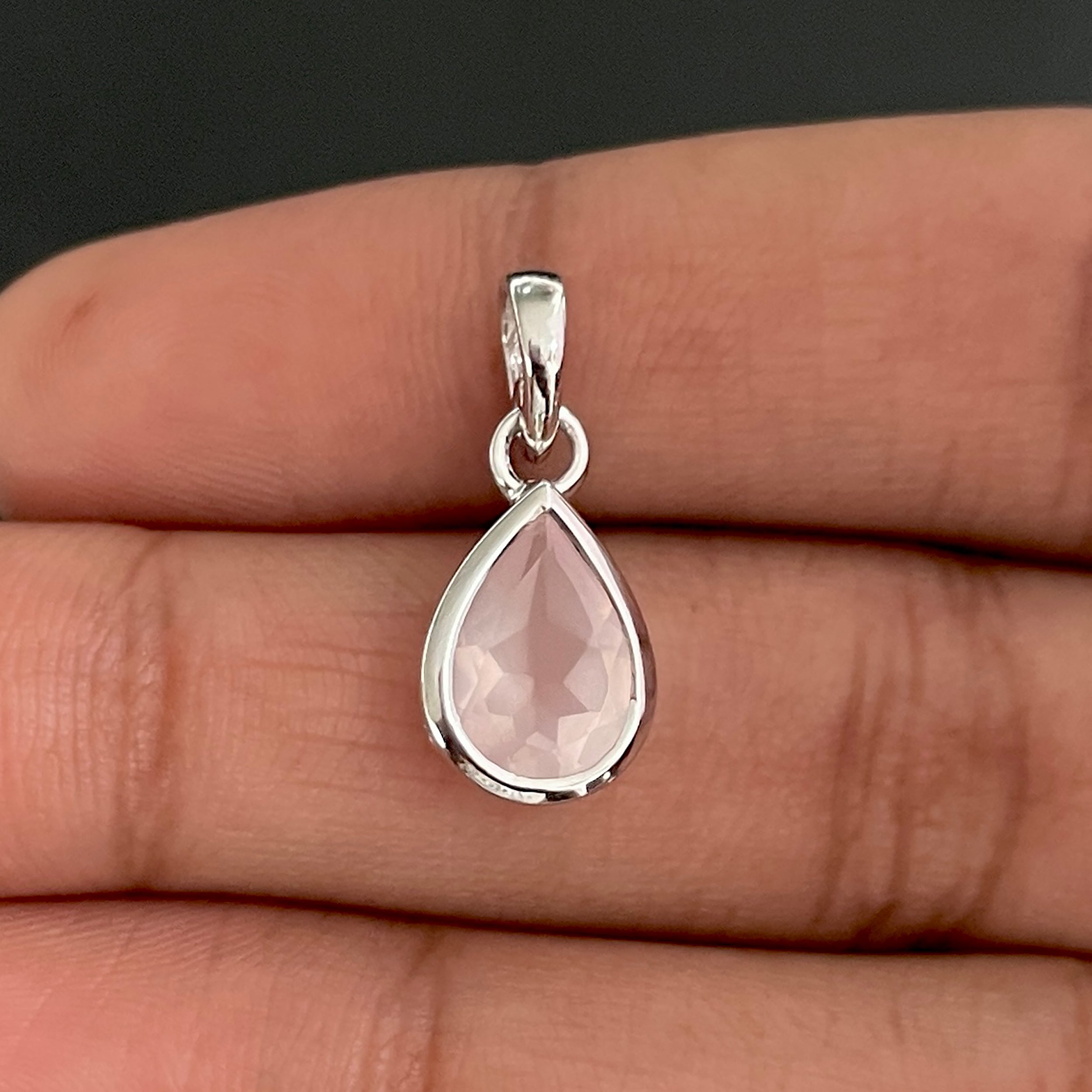 Rose Quartz Pendant-(RSQ-SP-468.)